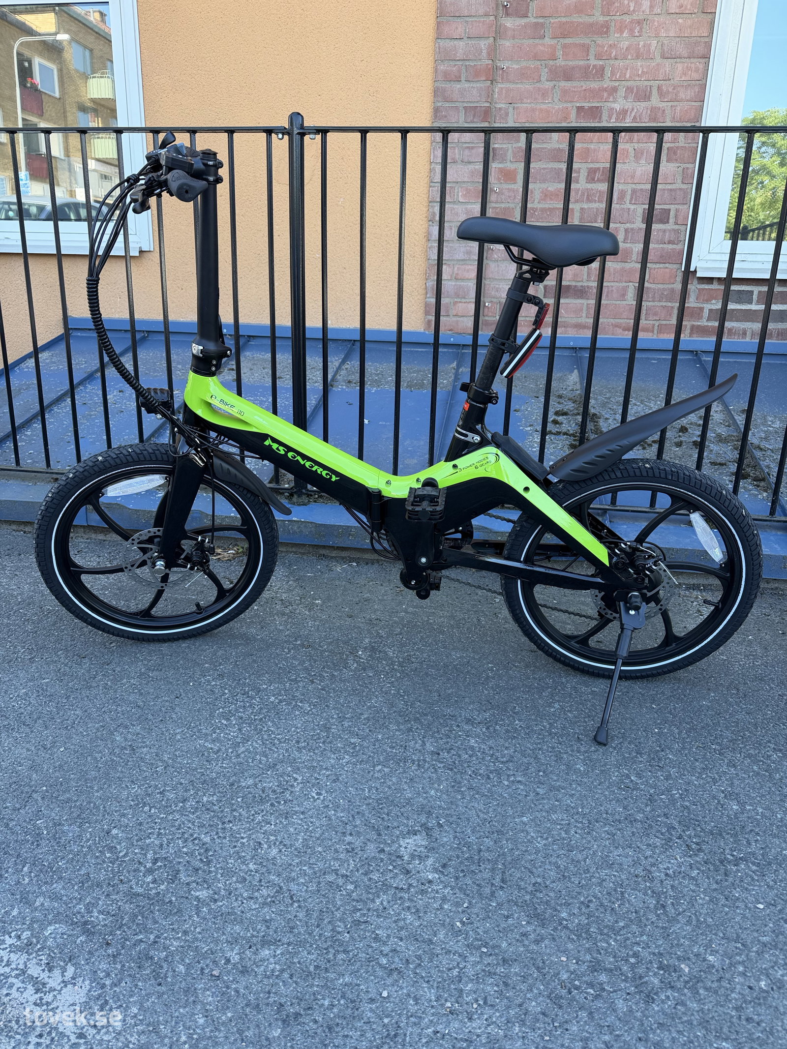 Slider image 4