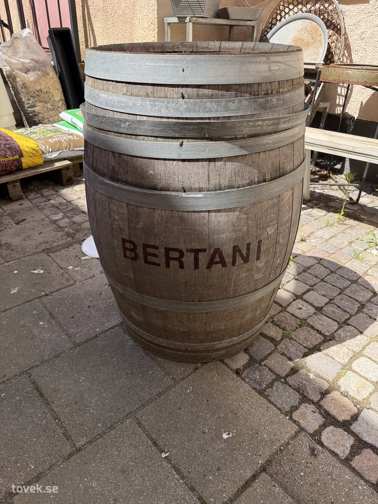 Vinfat Bertani 