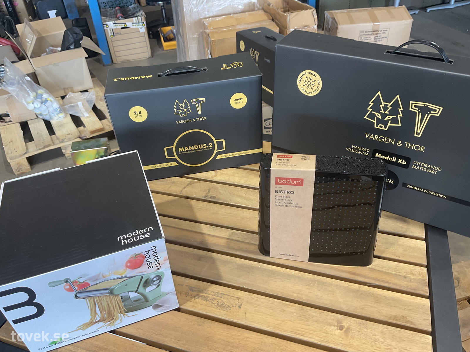 Gryta, stekpanna, knife block och pastamaskin