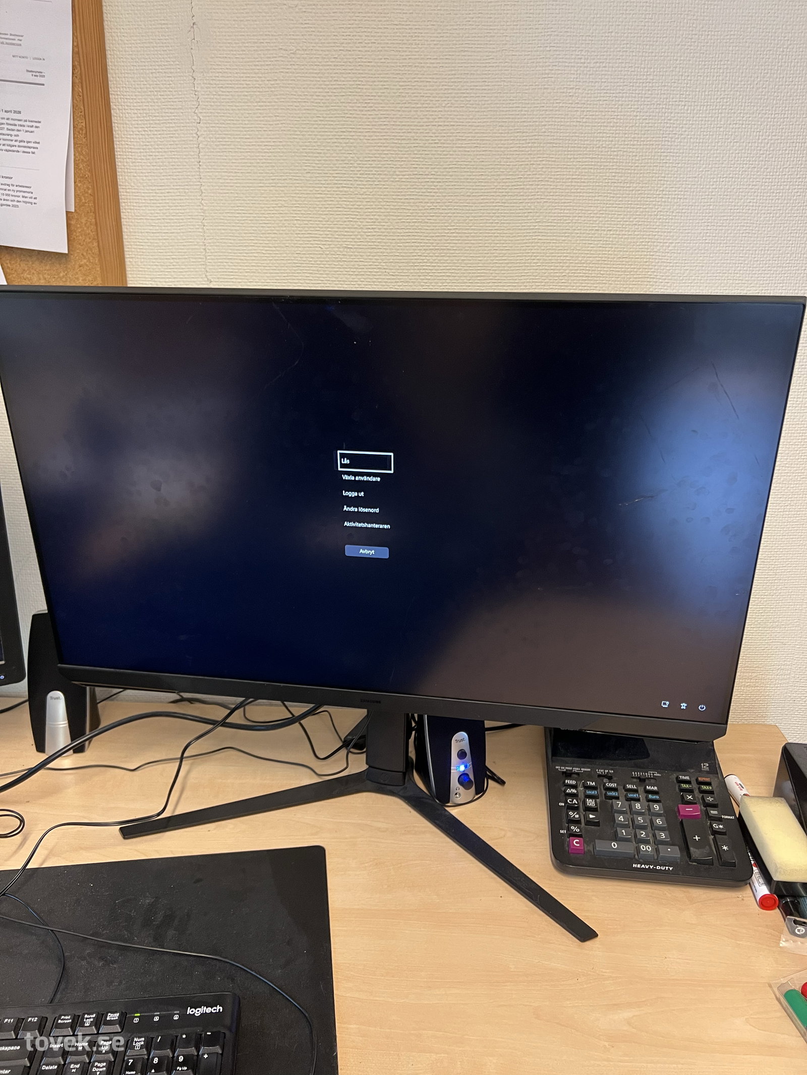 Bildskärm Samsung 32"