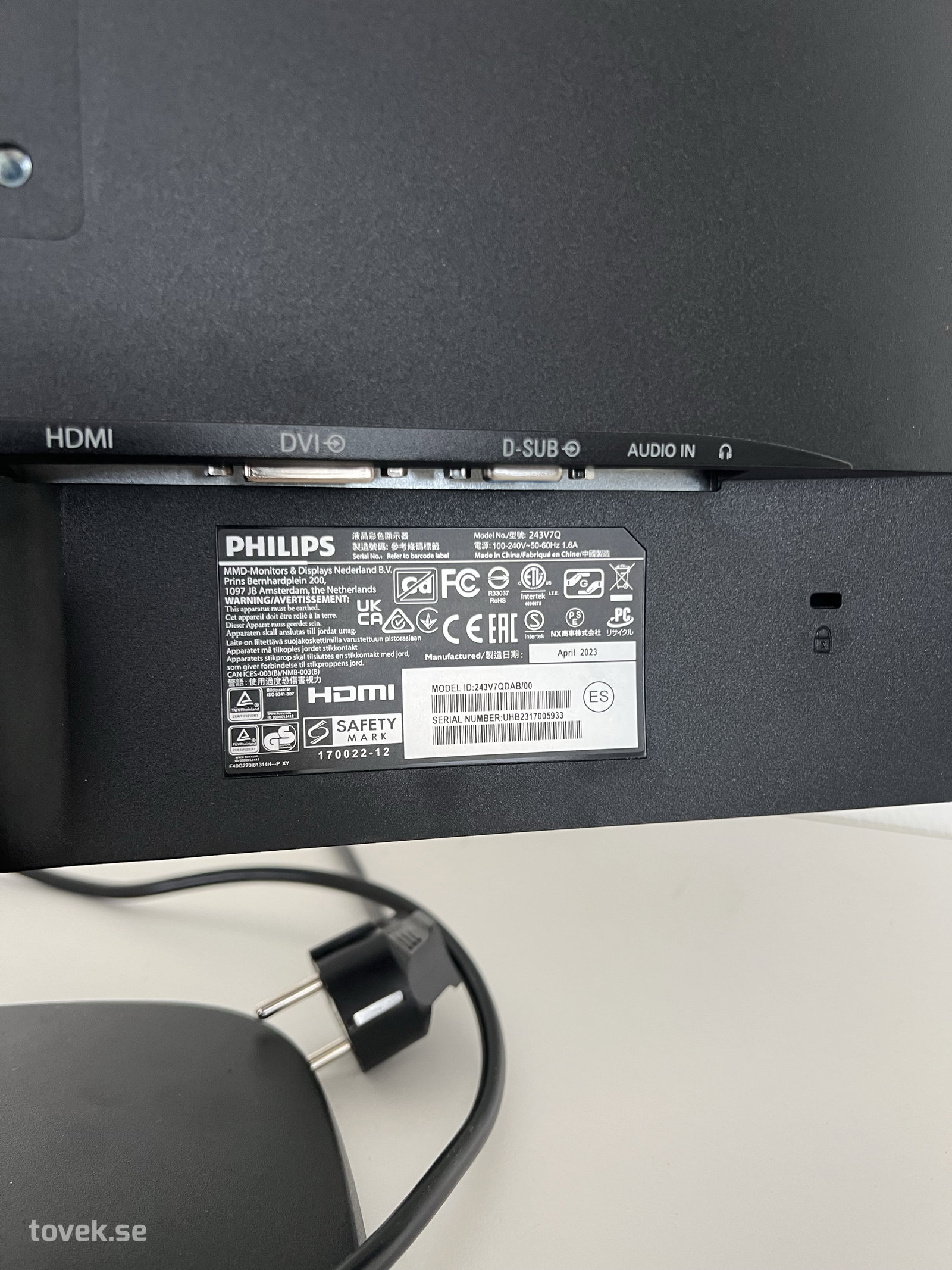 Bildskärm Philips 24” 243V7