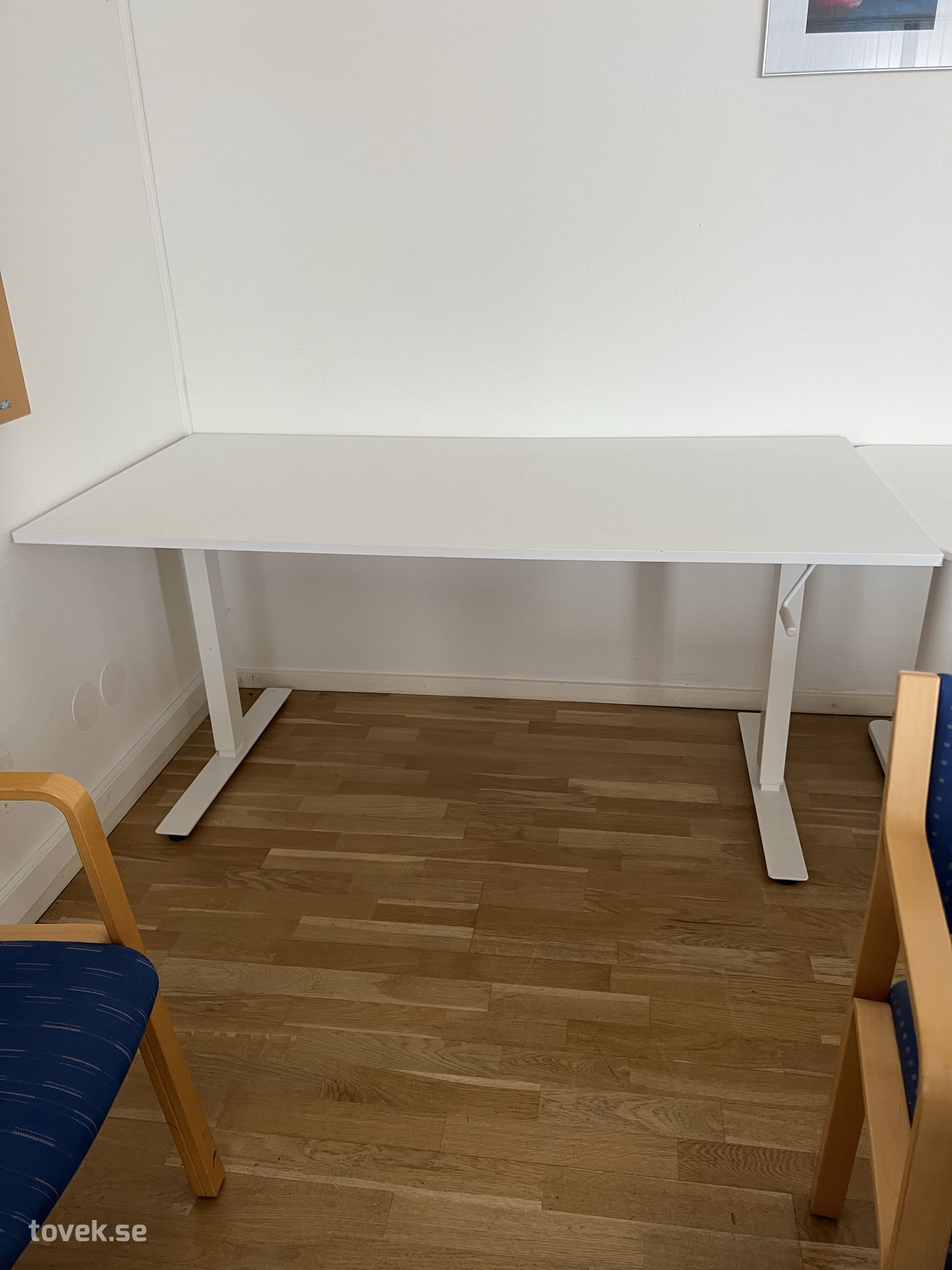 Höj- och sänkbart skrivbord