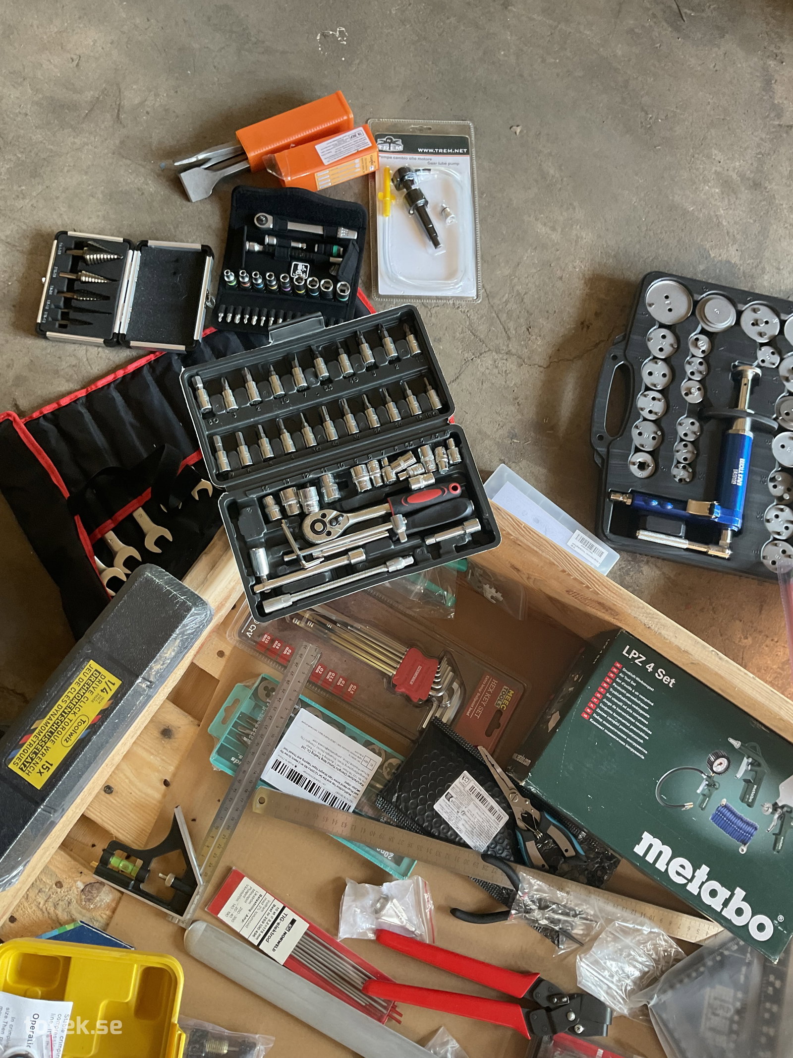 Slider image 24