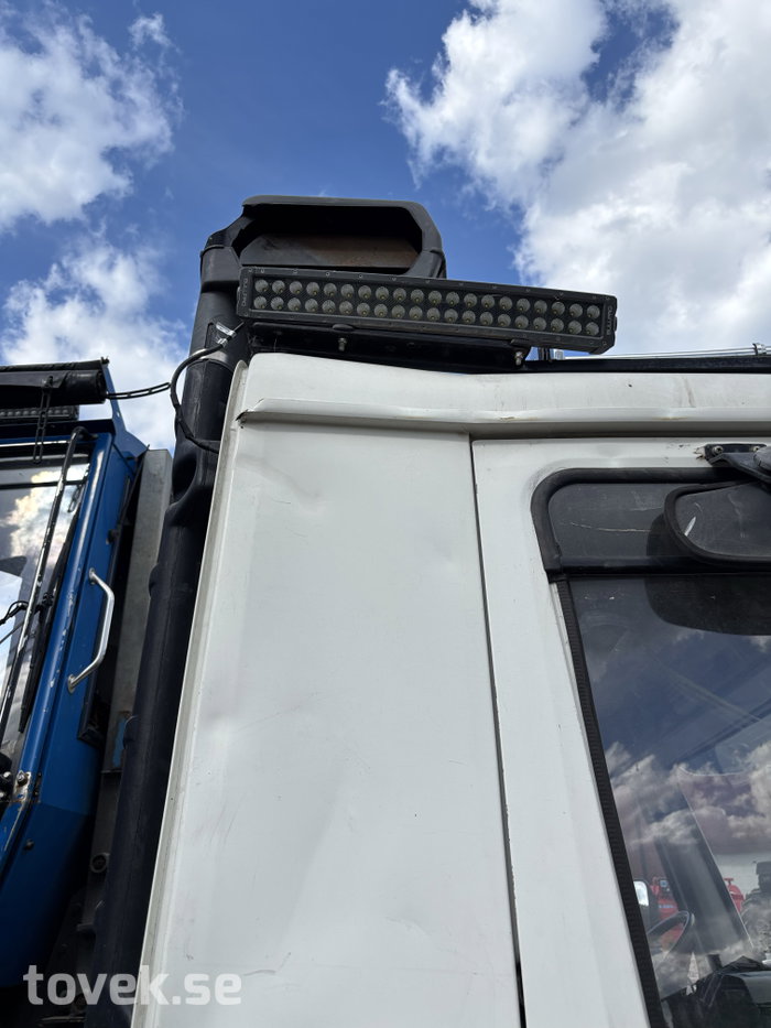 Slider image 32