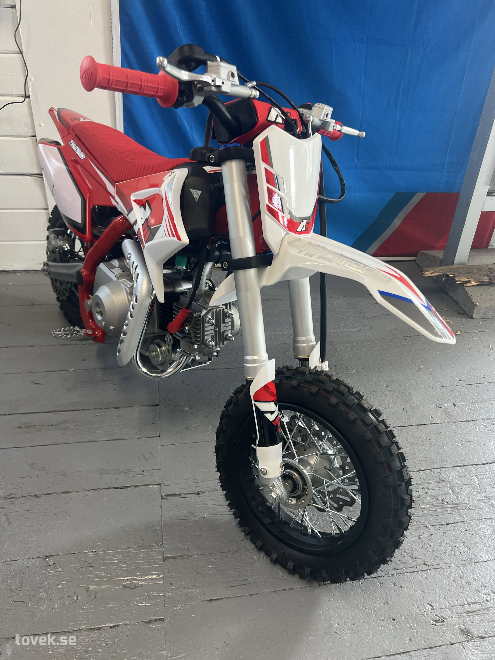 Cross 50cc, NY