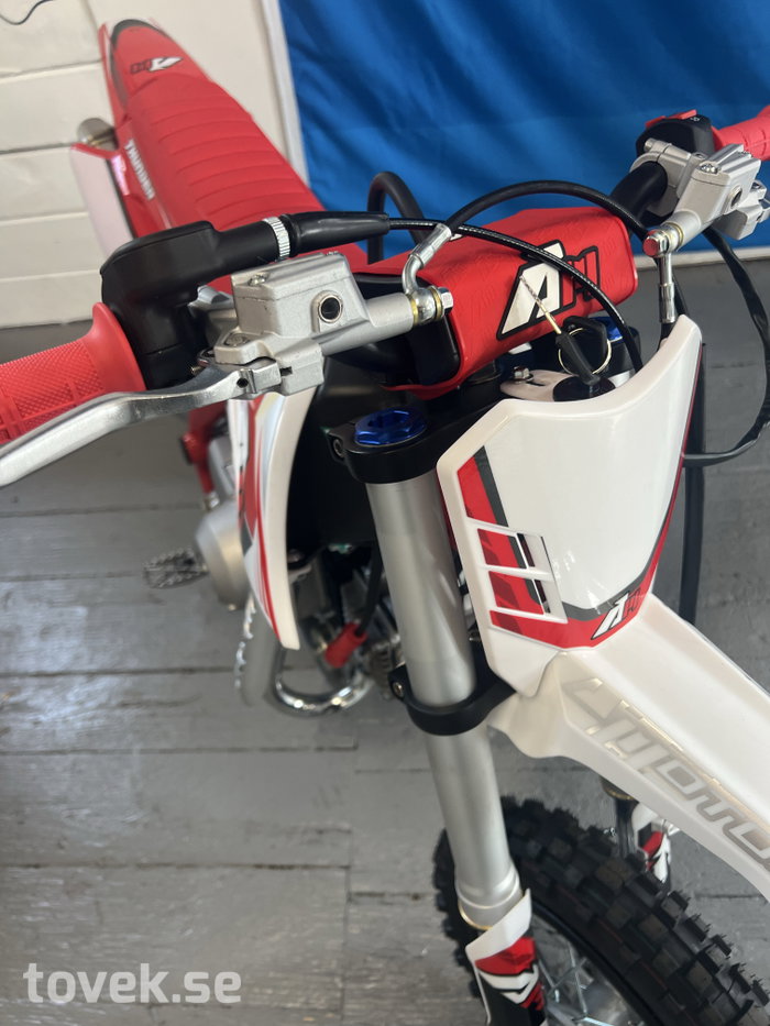Slider image 8