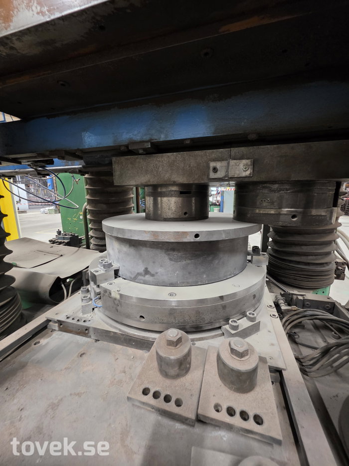 Slider image 8