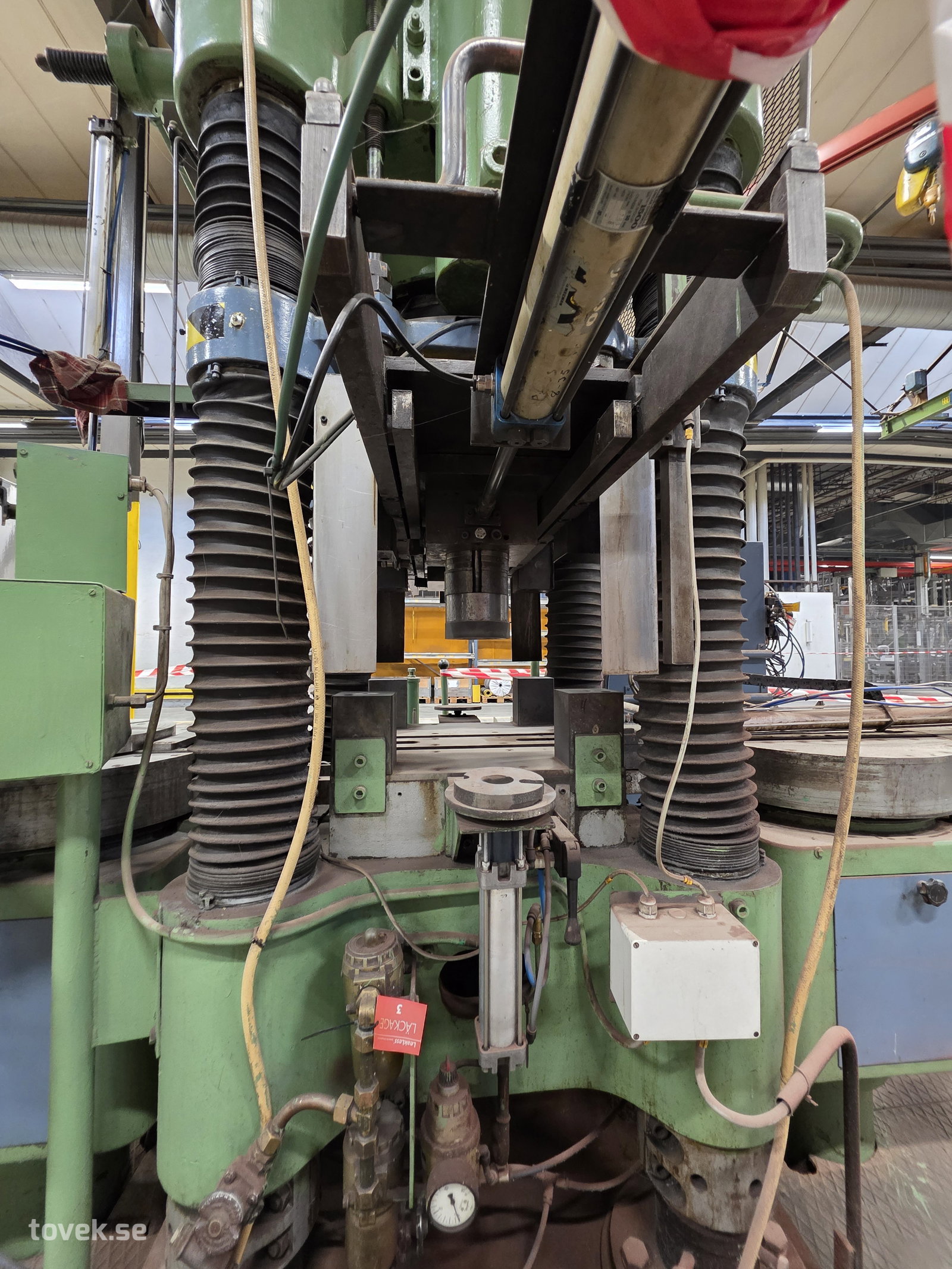 Slider image 8