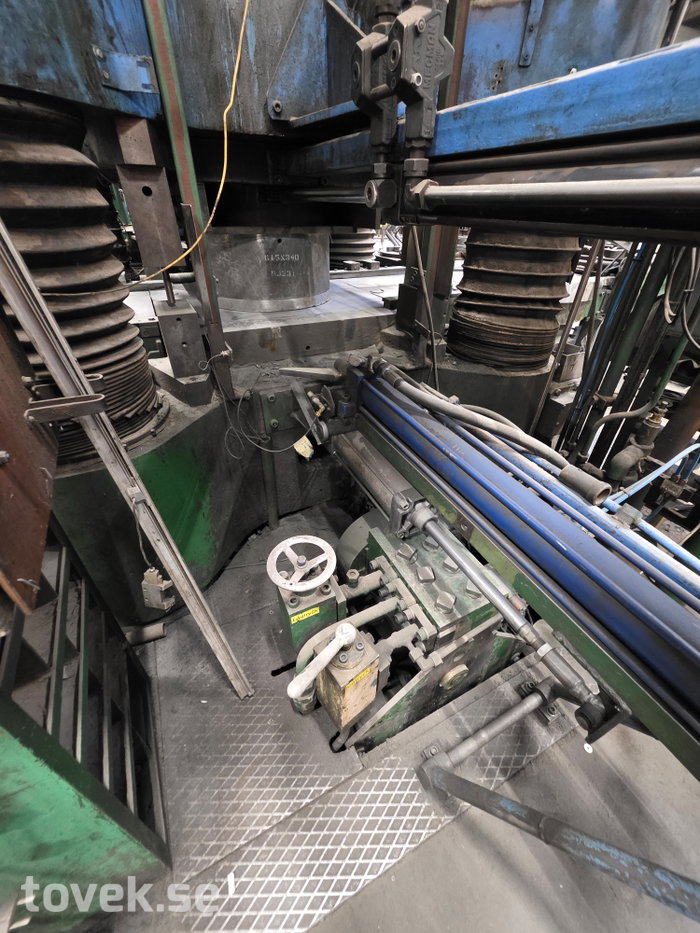 Slider image 12