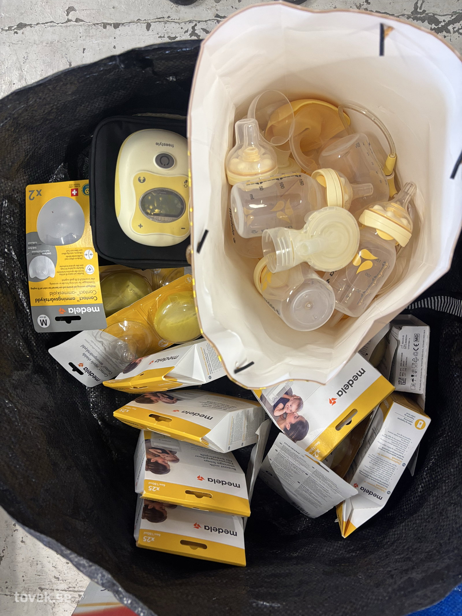 Medela flaskor och tillbehör 