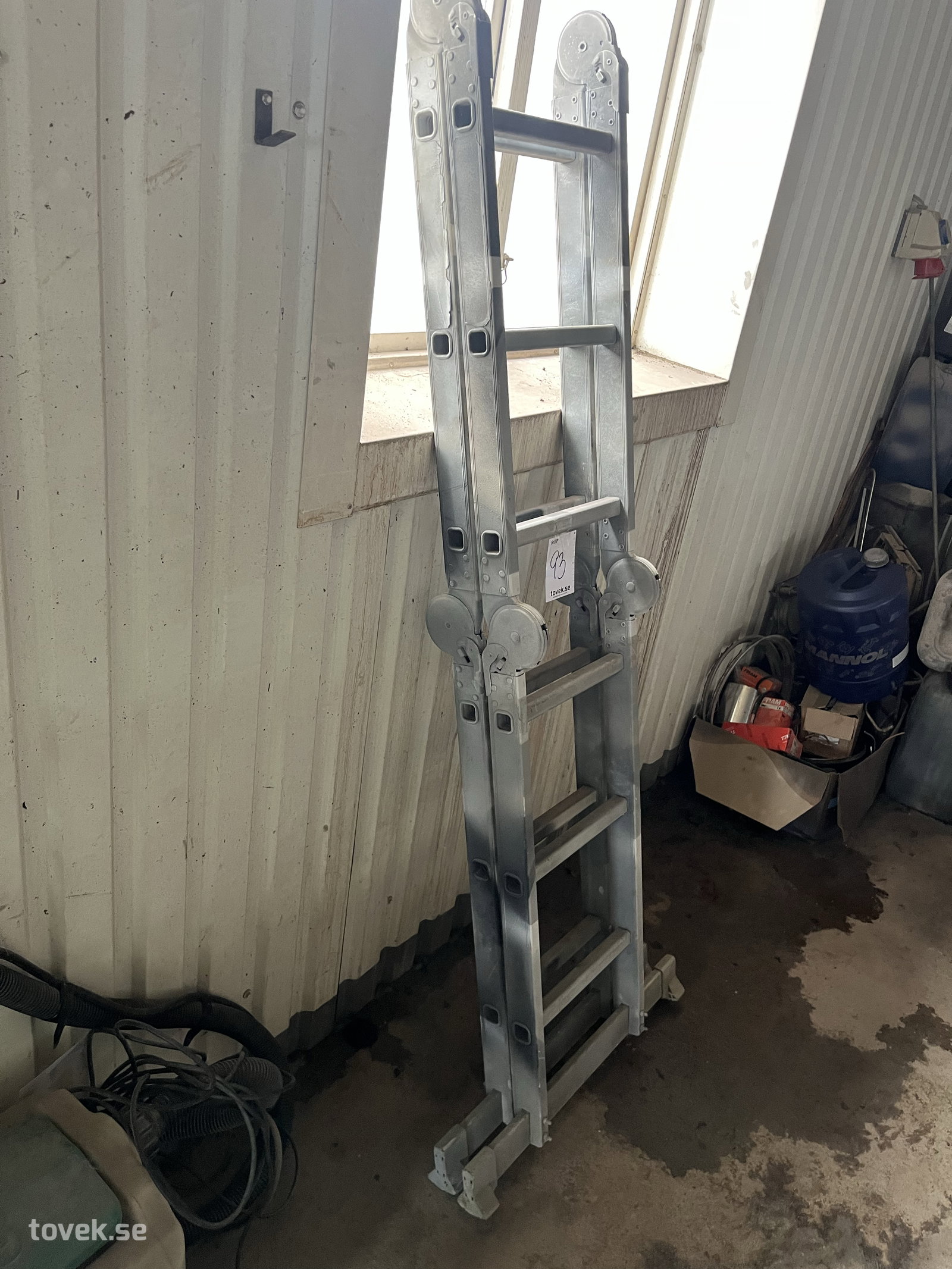 Vikbar aluminiumstege