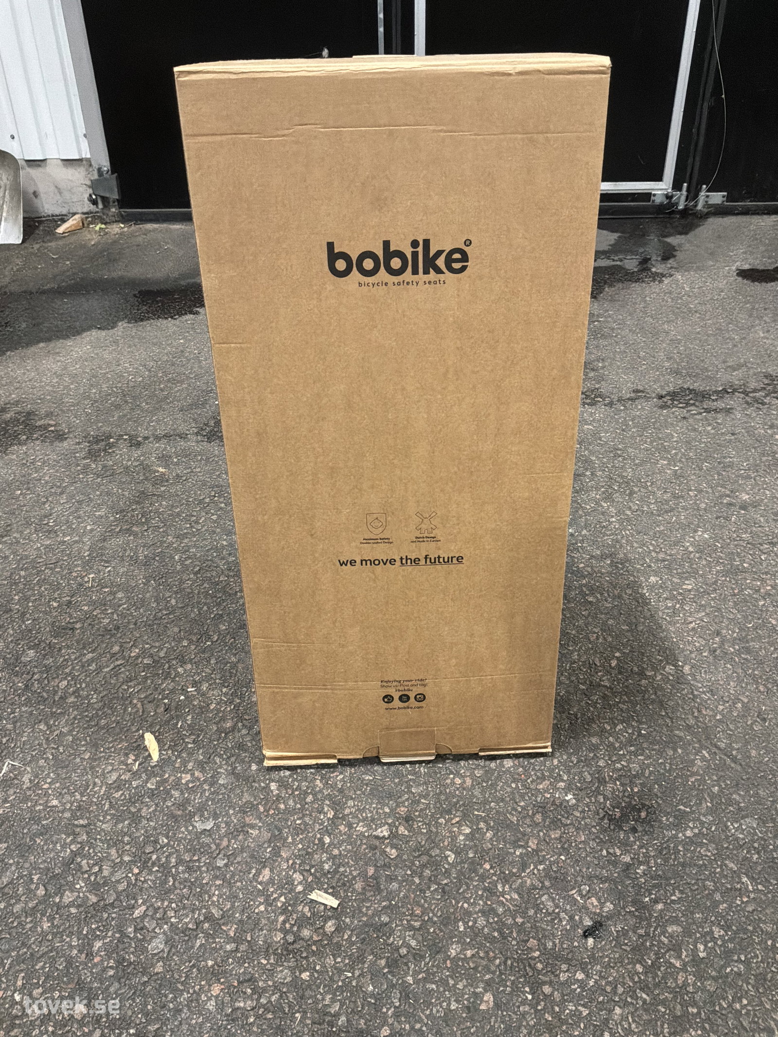 Cykelbarnstol, Bobike, go maxi på auktion i Ätran hos Toveks Auktioner