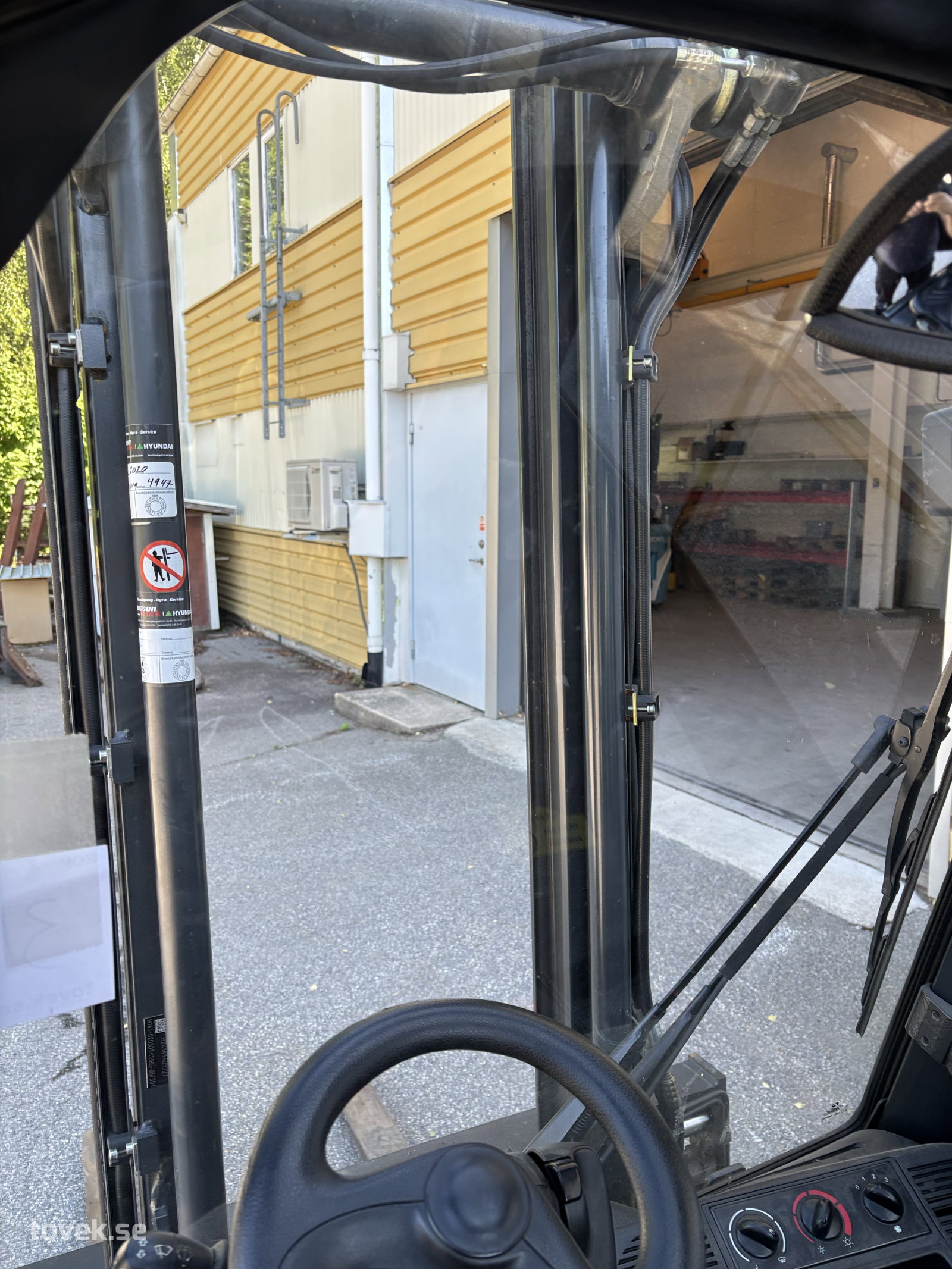 Slider image 13
