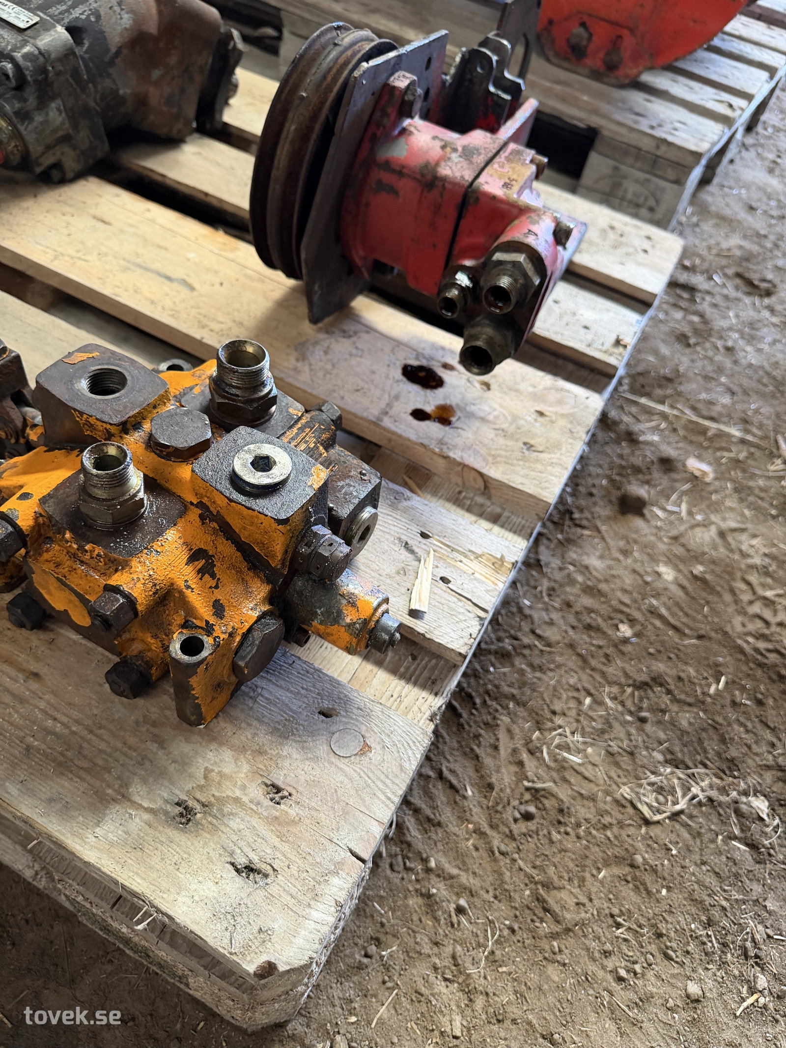 Hydraulpump och ventilpaket
