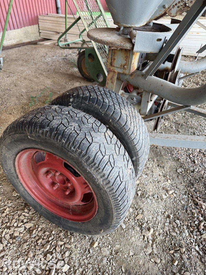 Slider image 3