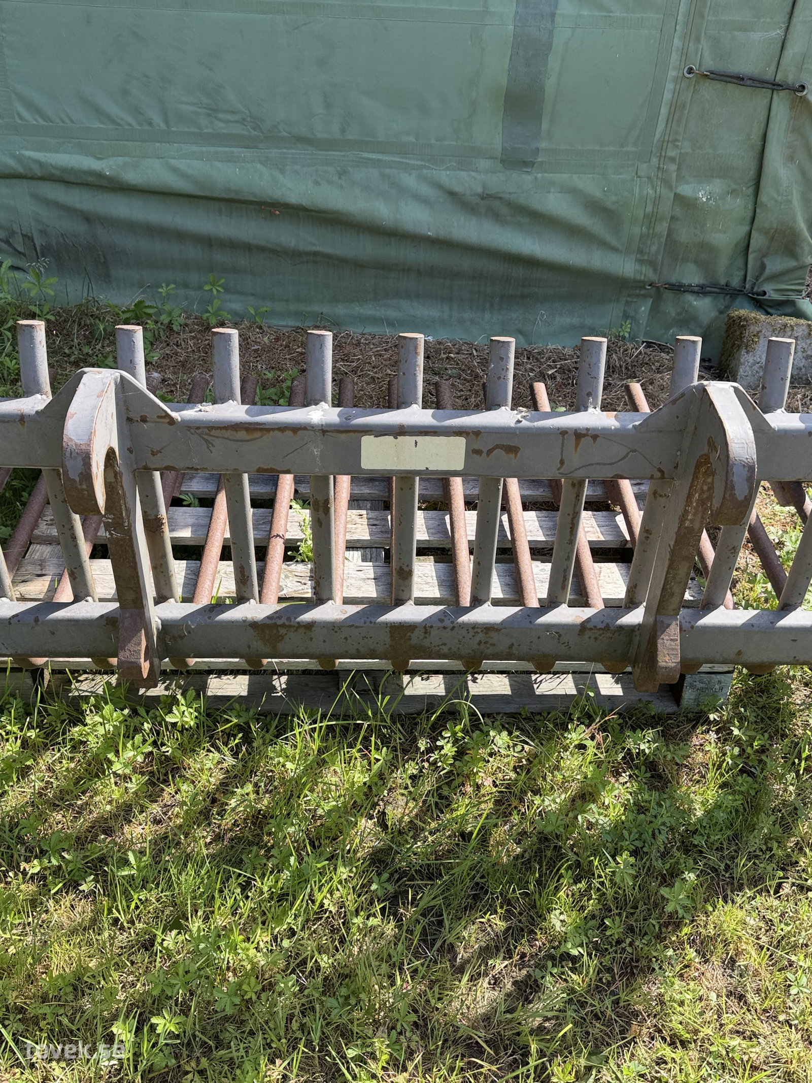 Slider image 1