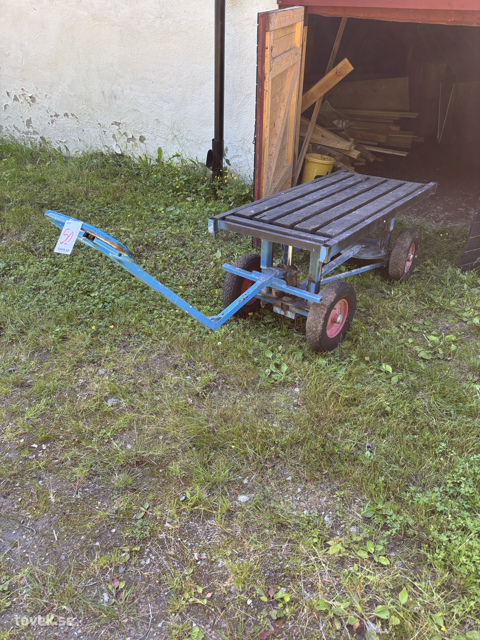 Vagn med lyft 