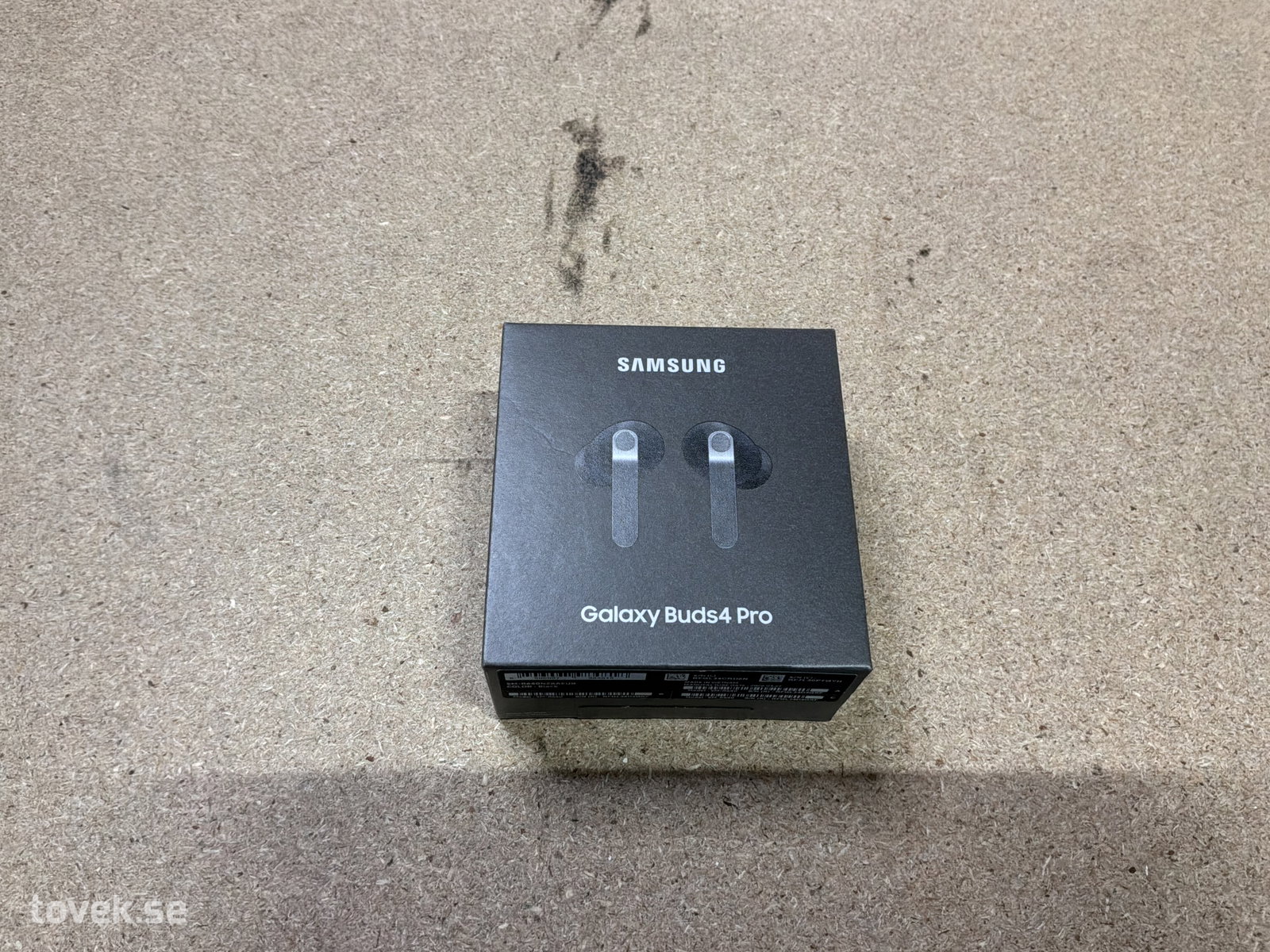Samsung Galaxy Buds4 Pro på auktion i Ätran hos Toveks Auktioner