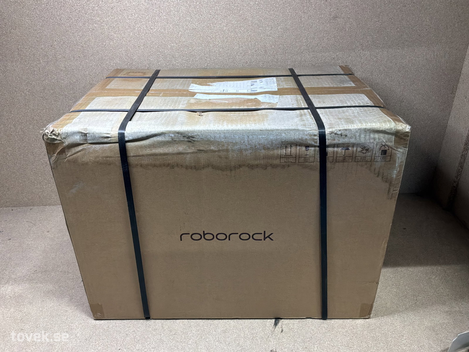 Robotdammsugare, Roborock, Qrevo S, QX1PEC på auktion i Ätran hos Toveks Auktioner