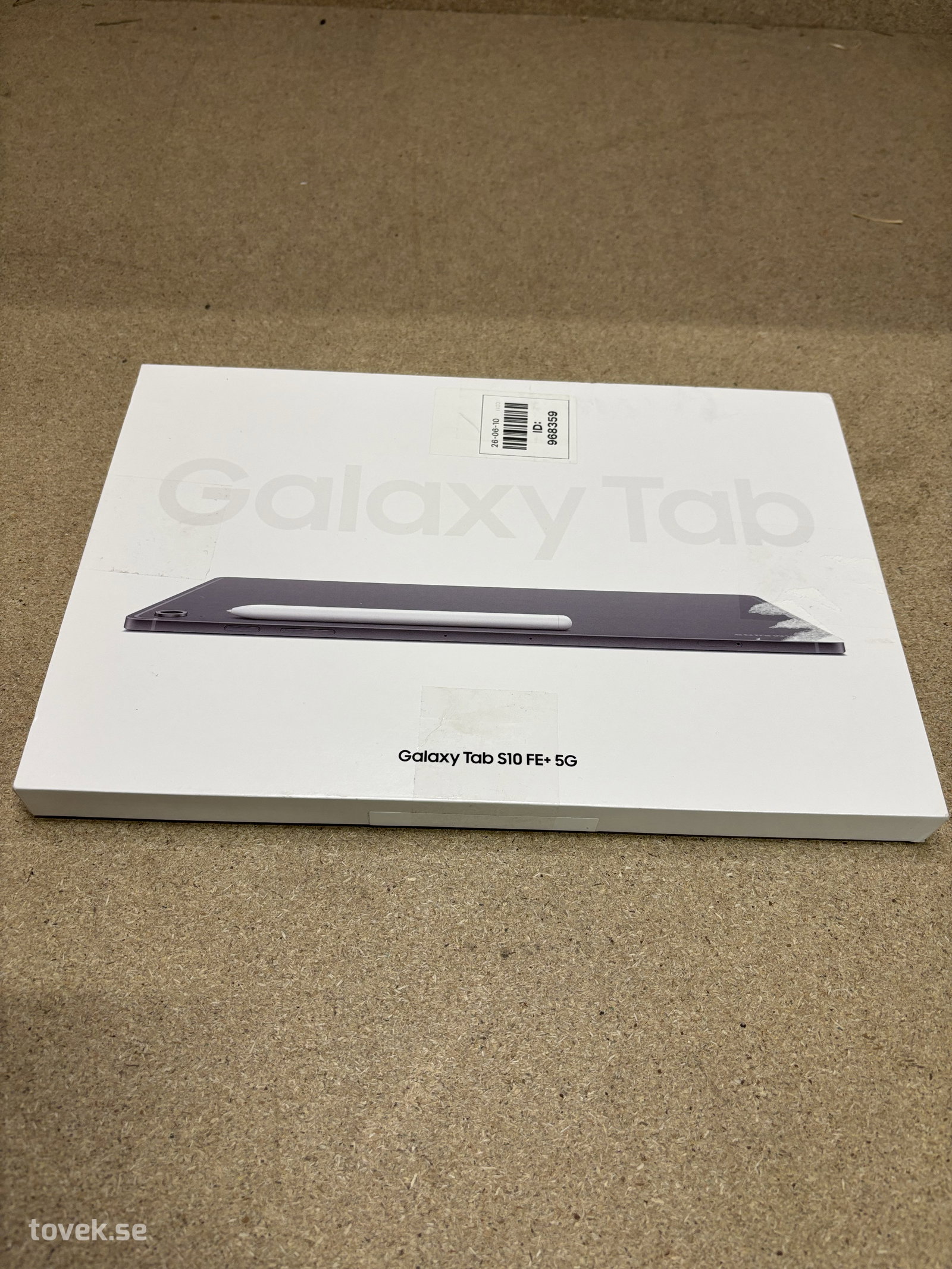 Surfplatta Samsung Galaxy Tab S10 FE+ 5G, bruten förpackning, ev begagnad, okänt skick på auktion i Ätran hos Toveks Auktioner