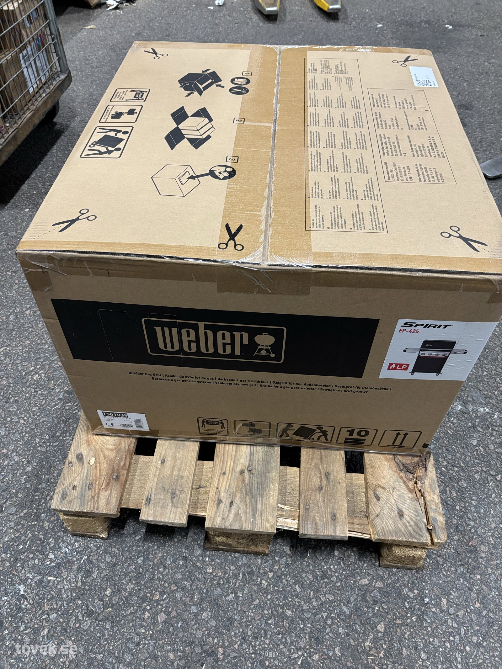 Gasolgrill Weber Spirit EP-425 på auktion i Ätran hos Toveks Auktioner