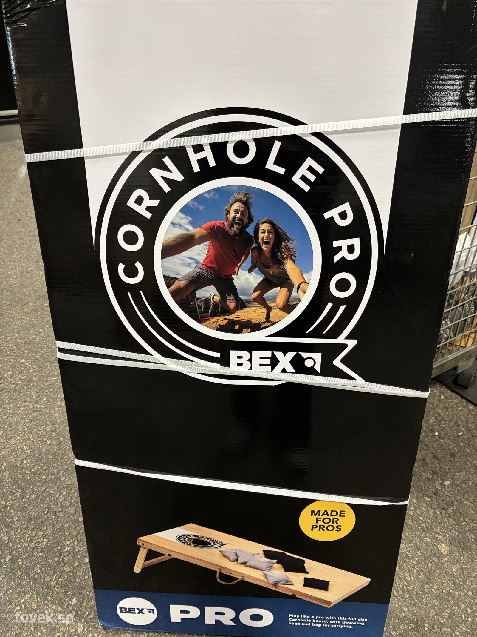 Utomhusspel BEX Cornhole Pro på auktion i Ätran hos Toveks Auktioner