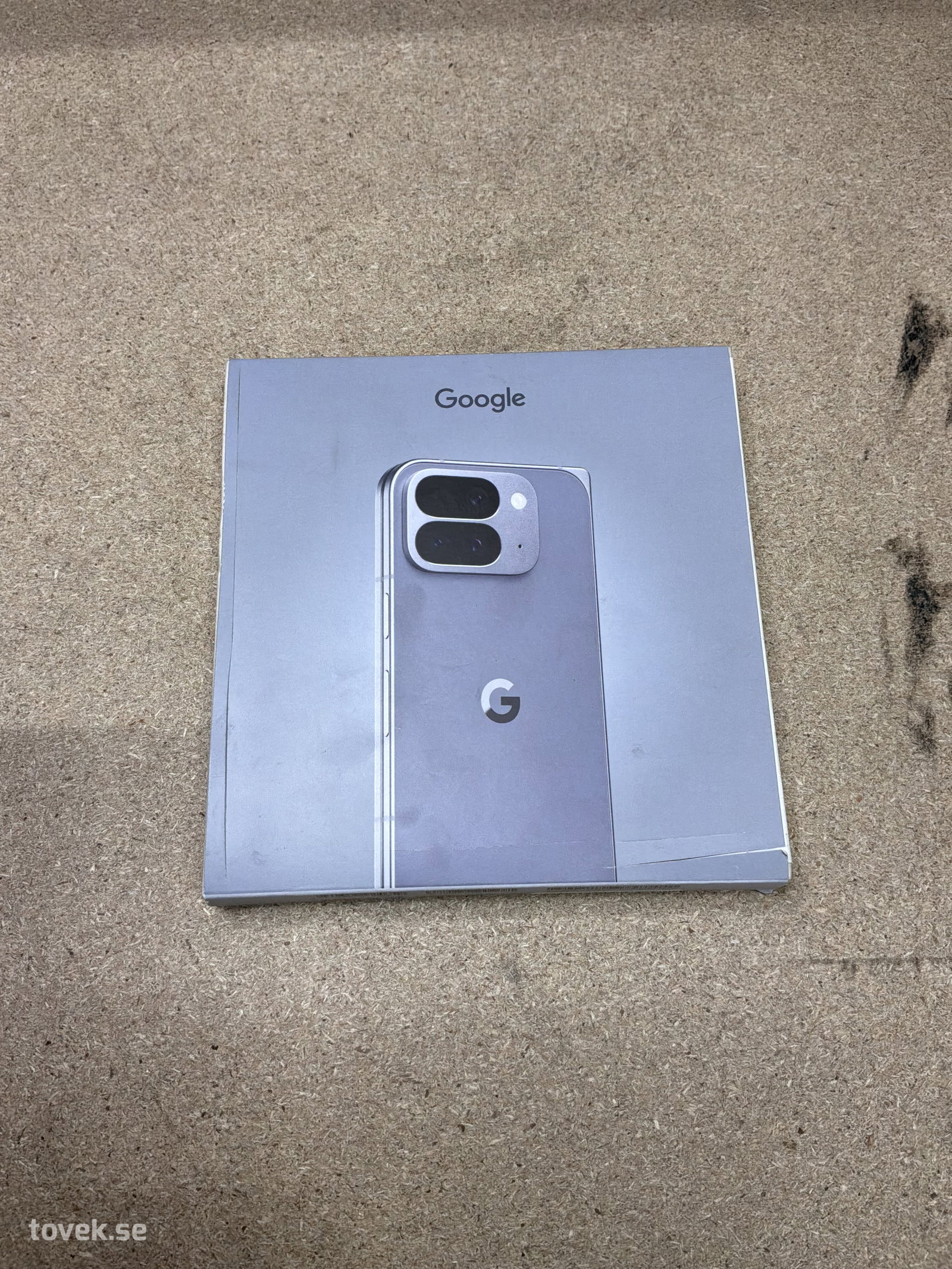 Telefon, Google Pixel 10 Pro Fold på auktion i Ätran hos Toveks Auktioner