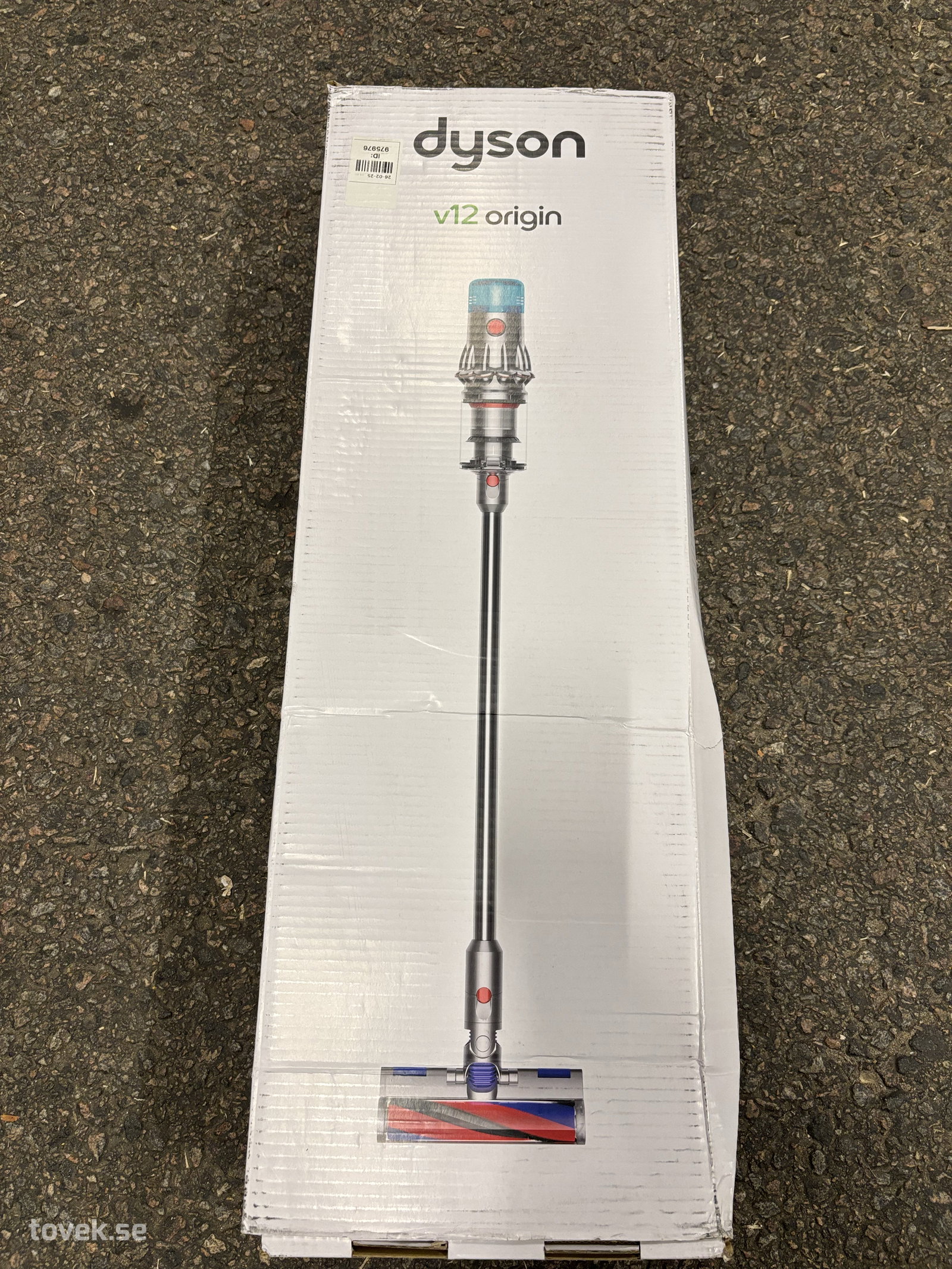 Skaftdammsugare Dyson v12 Orgin, tilltryckt emballage på auktion i Ätran hos Toveks Auktioner