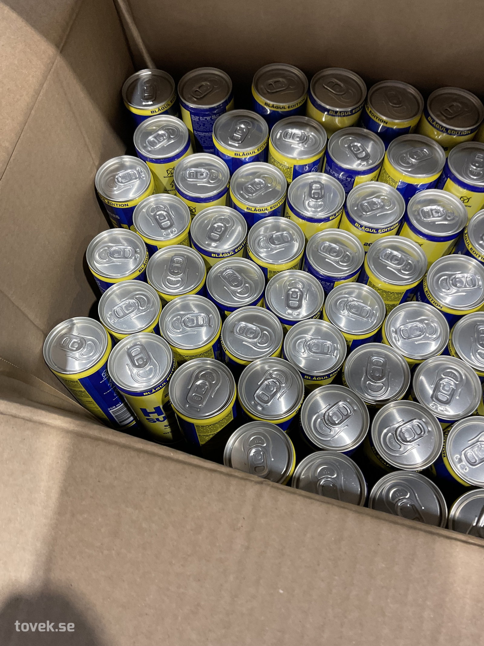 Sportdryck ca 135 st på auktion i Tuna Hästberg, Idkerberget hos Toveks Auktioner