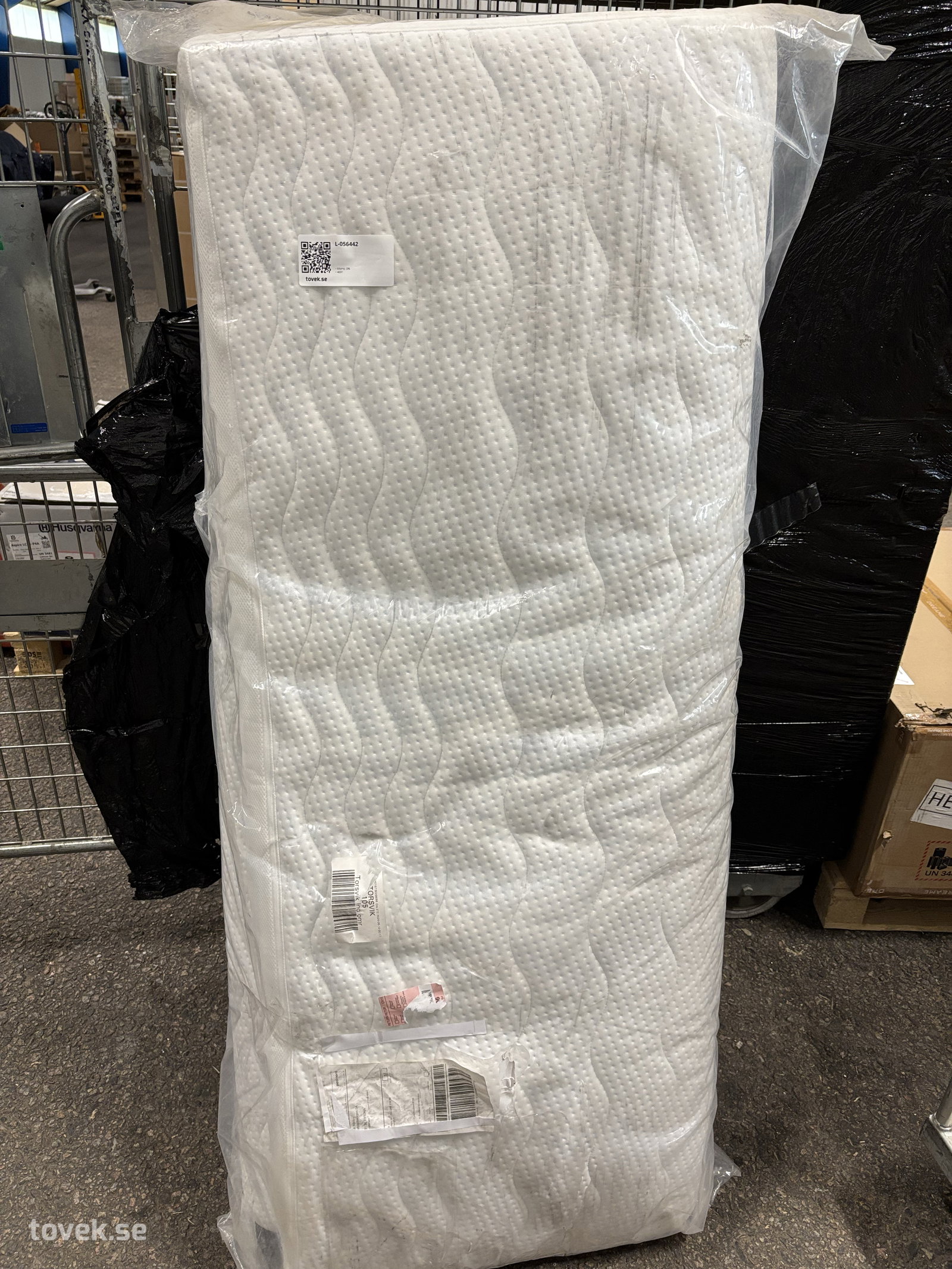 Bäddmadrass CURA AirFlow 160x200 på auktion i Ätran hos Toveks Auktioner