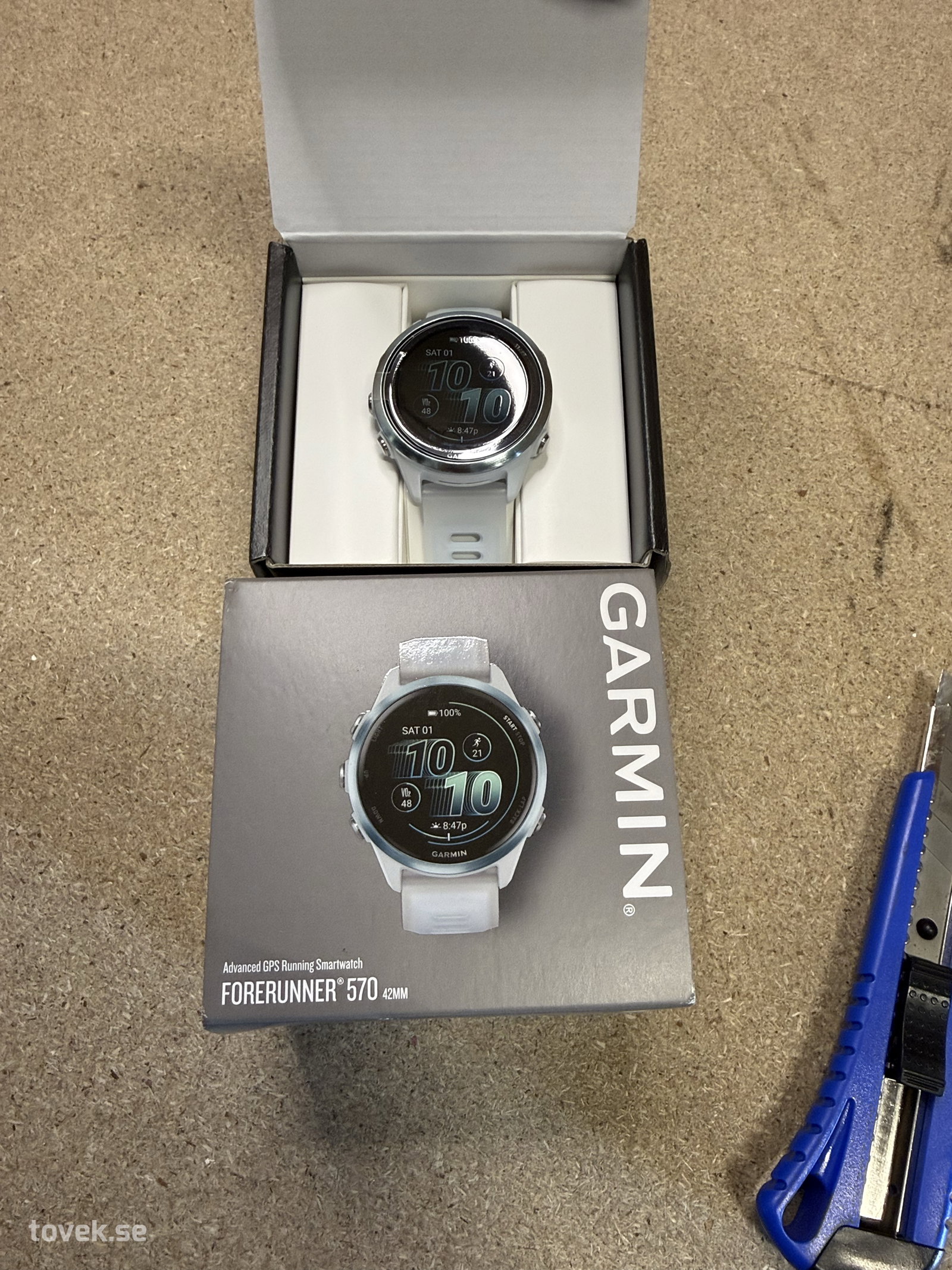 Klocka, Garmin, Forerunner 570 på auktion i Ätran hos Toveks Auktioner