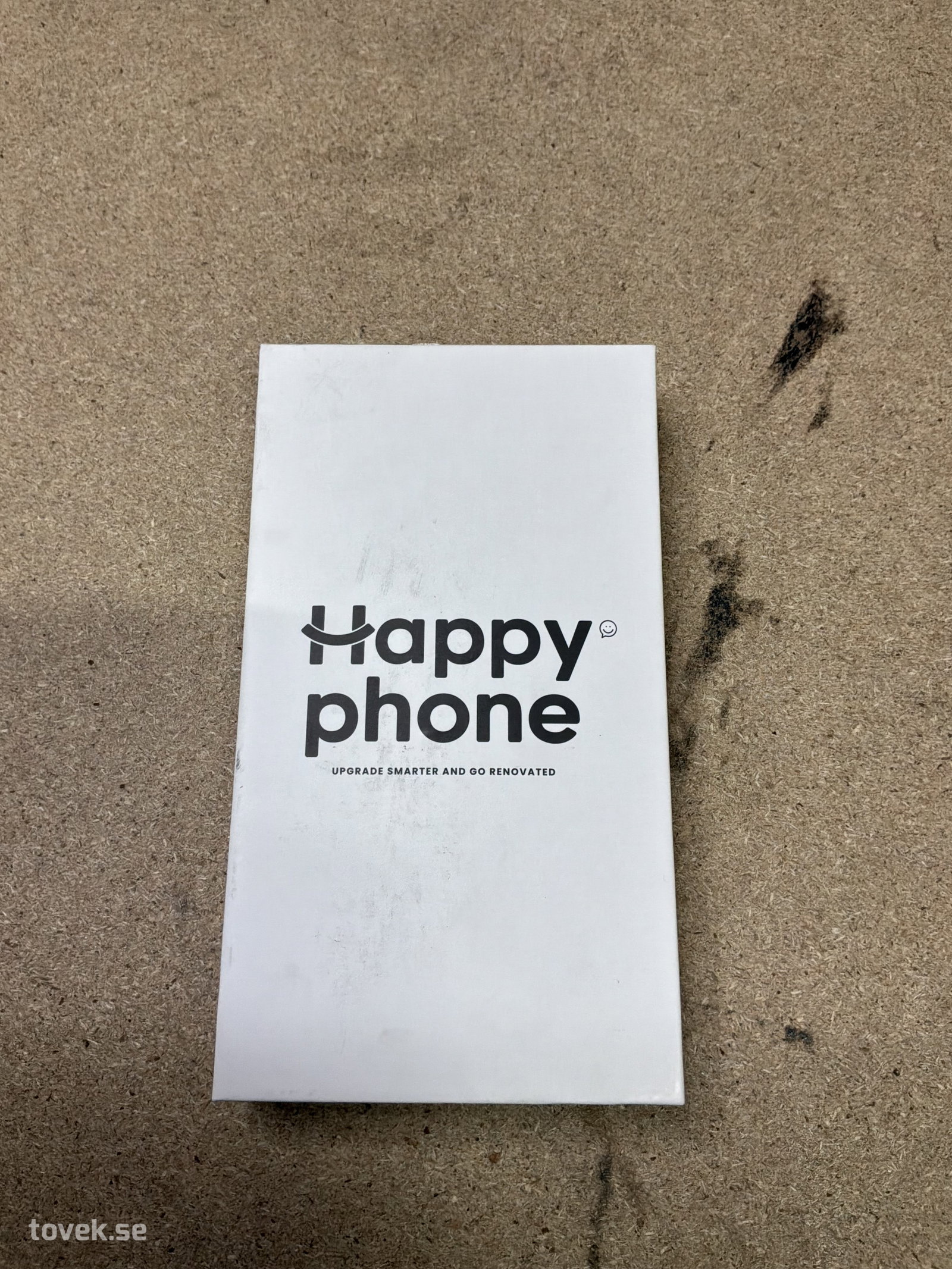 Telefon, iPhone 16 Pro Max, begagnad, okänt skick på auktion i Ätran hos Toveks Auktioner