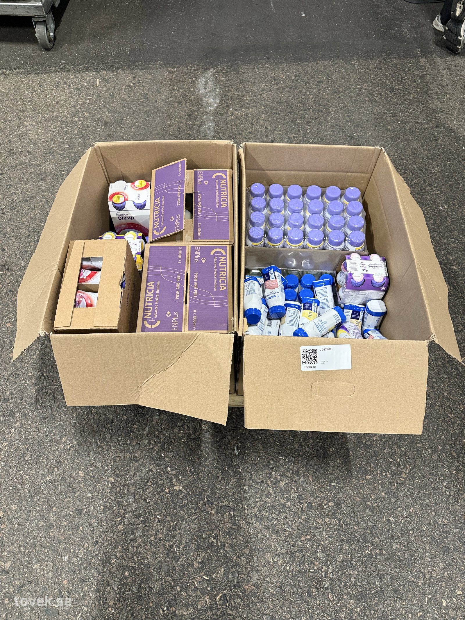 Näringsdrycker på auktion i Ätran hos Toveks Auktioner