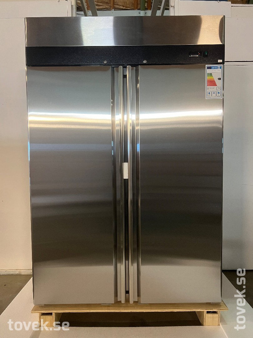 Dubbelt frysskåp 1300-liters, ca 1300x800x2150, (mod. MBF8114), fab.ny - emballerad på auktion i Ätran hos Toveks Auktioner