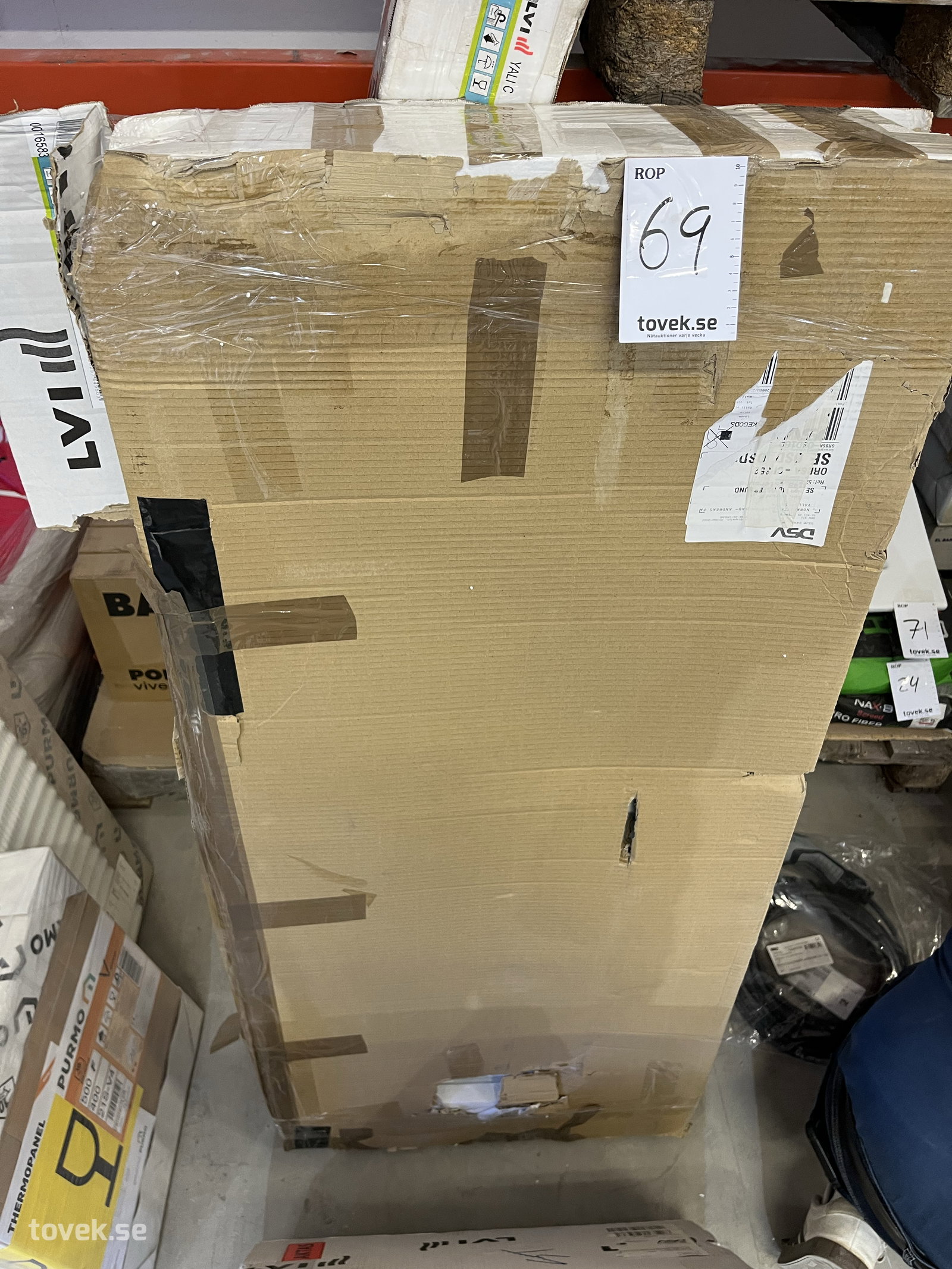 Oljefylld elradiator 1300 × 500 mm på auktion i Östersund hos Toveks Auktioner