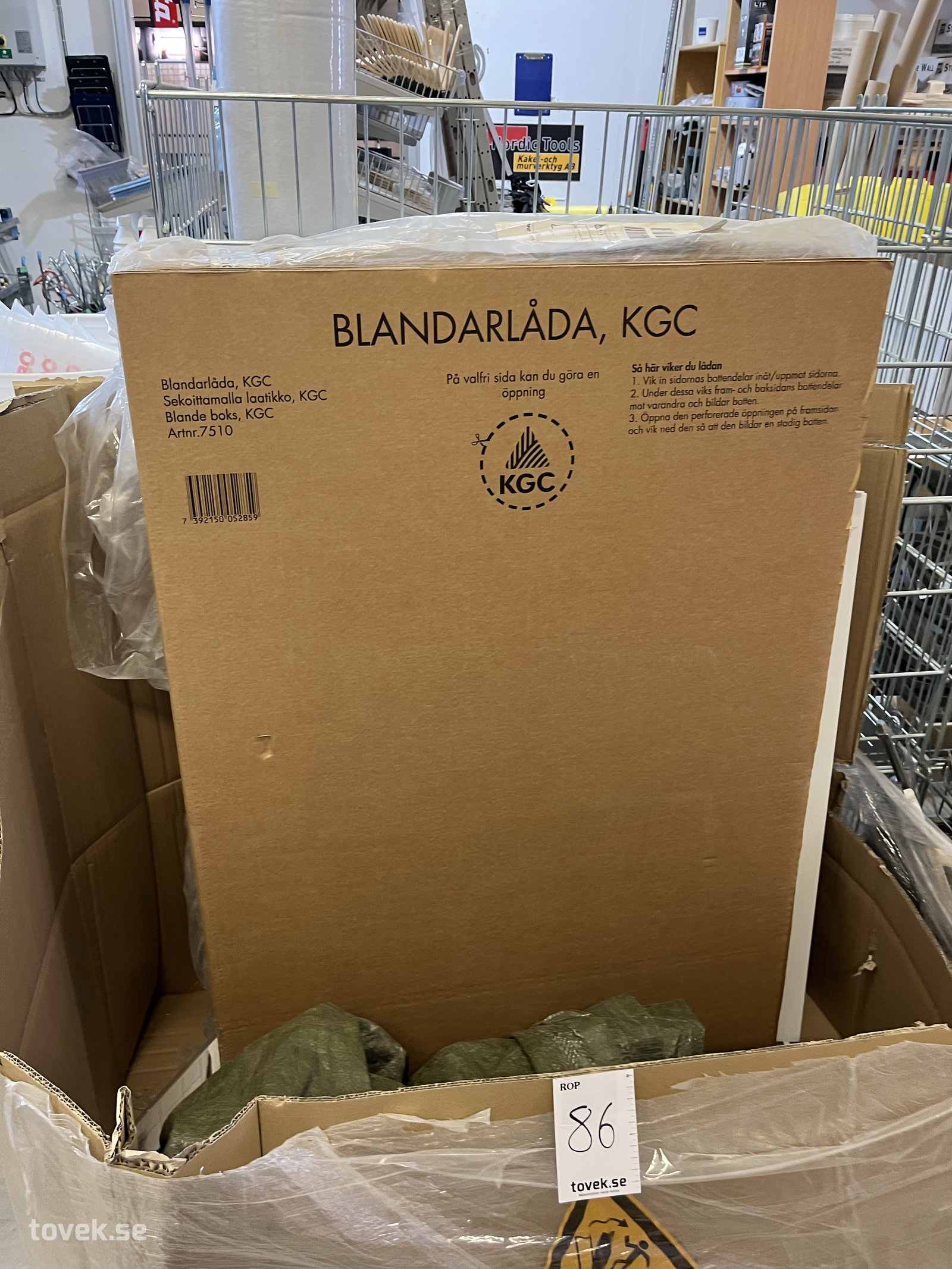 Ca 10st blandarlådor på auktion i Östersund hos Toveks Auktioner