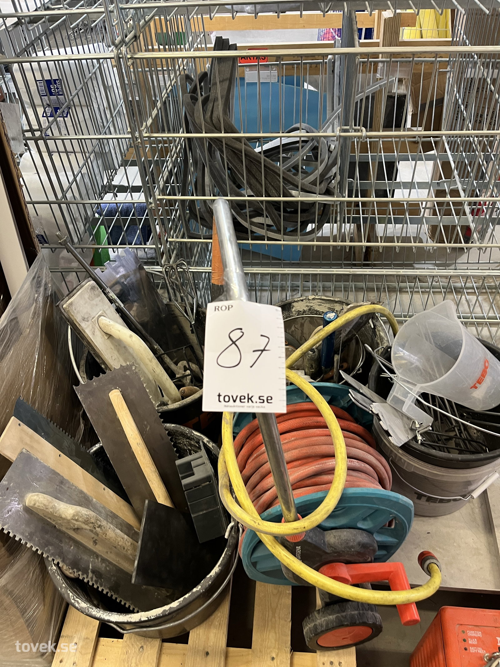 Div kakel verktyg, mm på auktion i Östersund hos Toveks Auktioner