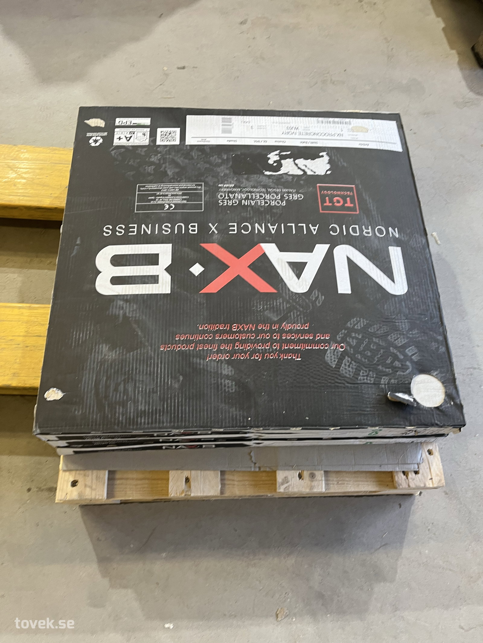 3st paket NAX-B Pro Concrete Ivory Klinker ca 4,32kvm på auktion i Östersund hos Toveks Auktioner
