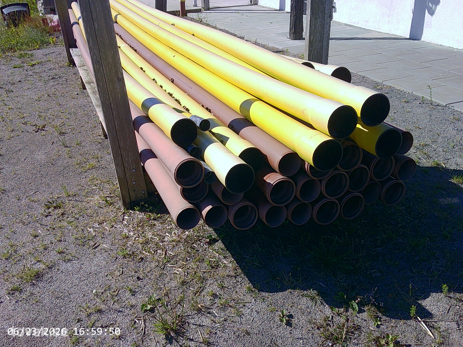 PP markavloppsrör 110x6000 23 st, elrör srs 110x600 10st på auktion i Falkenberg hos Toveks Auktioner