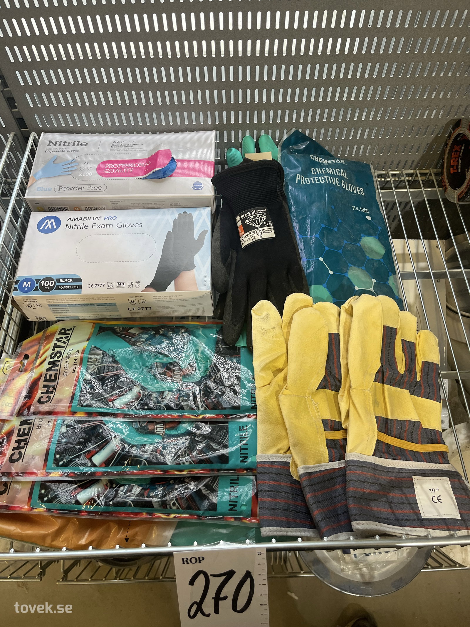 Div arbetshandskar på auktion i Östersund hos Toveks Auktioner