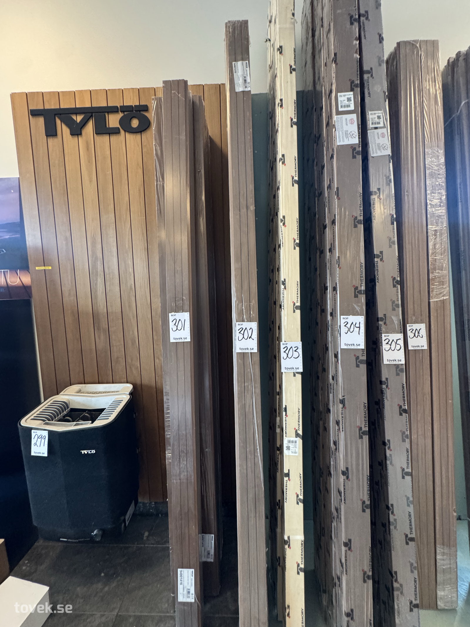 3st paket Tylö STS Thermoasp Dark 15×90×2400 mm på auktion i Östersund hos Toveks Auktioner