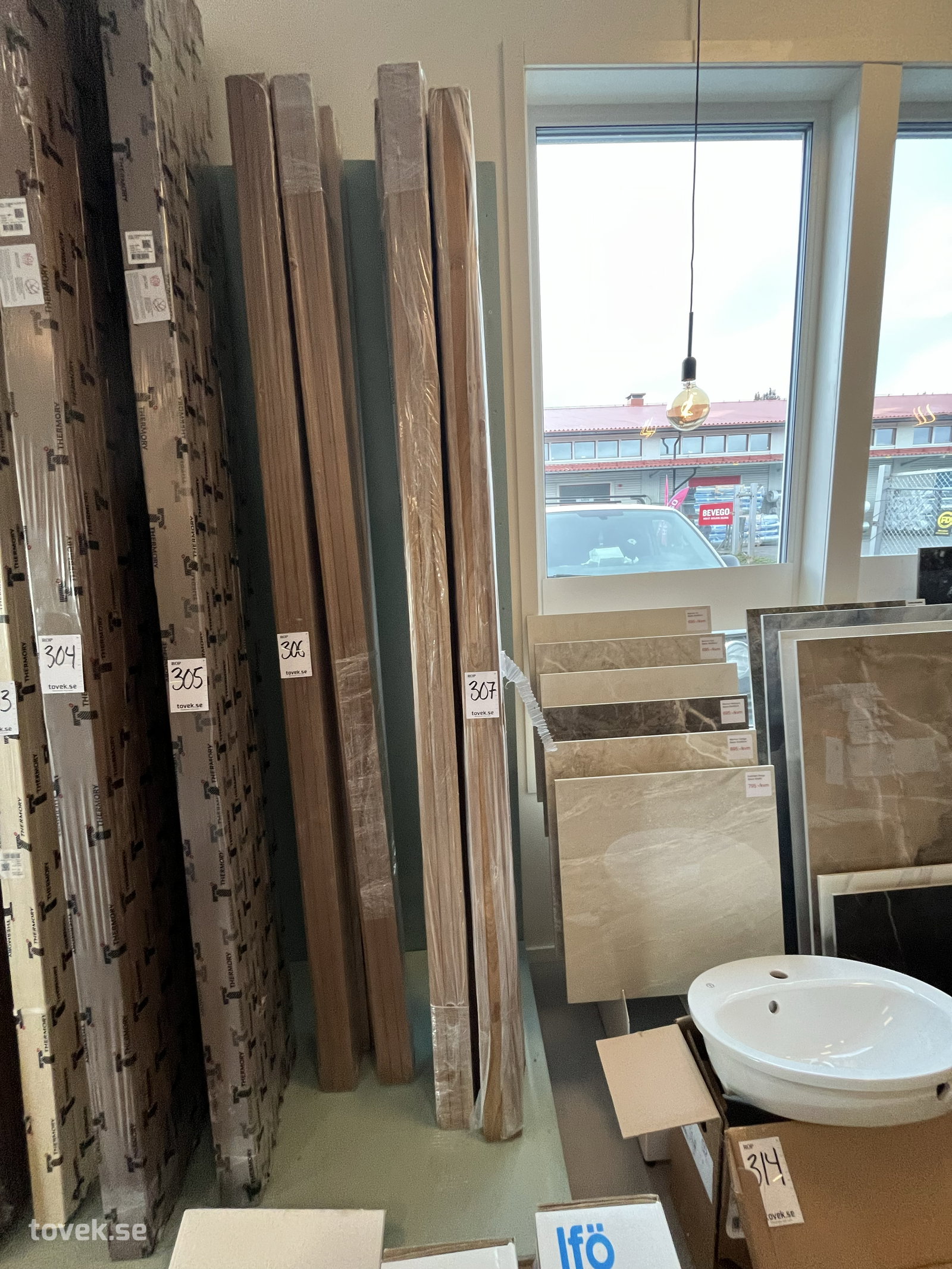 4st paket Tylö Panel STS4 Thermoasp 11×90×2400 mm på auktion i Östersund hos Toveks Auktioner
