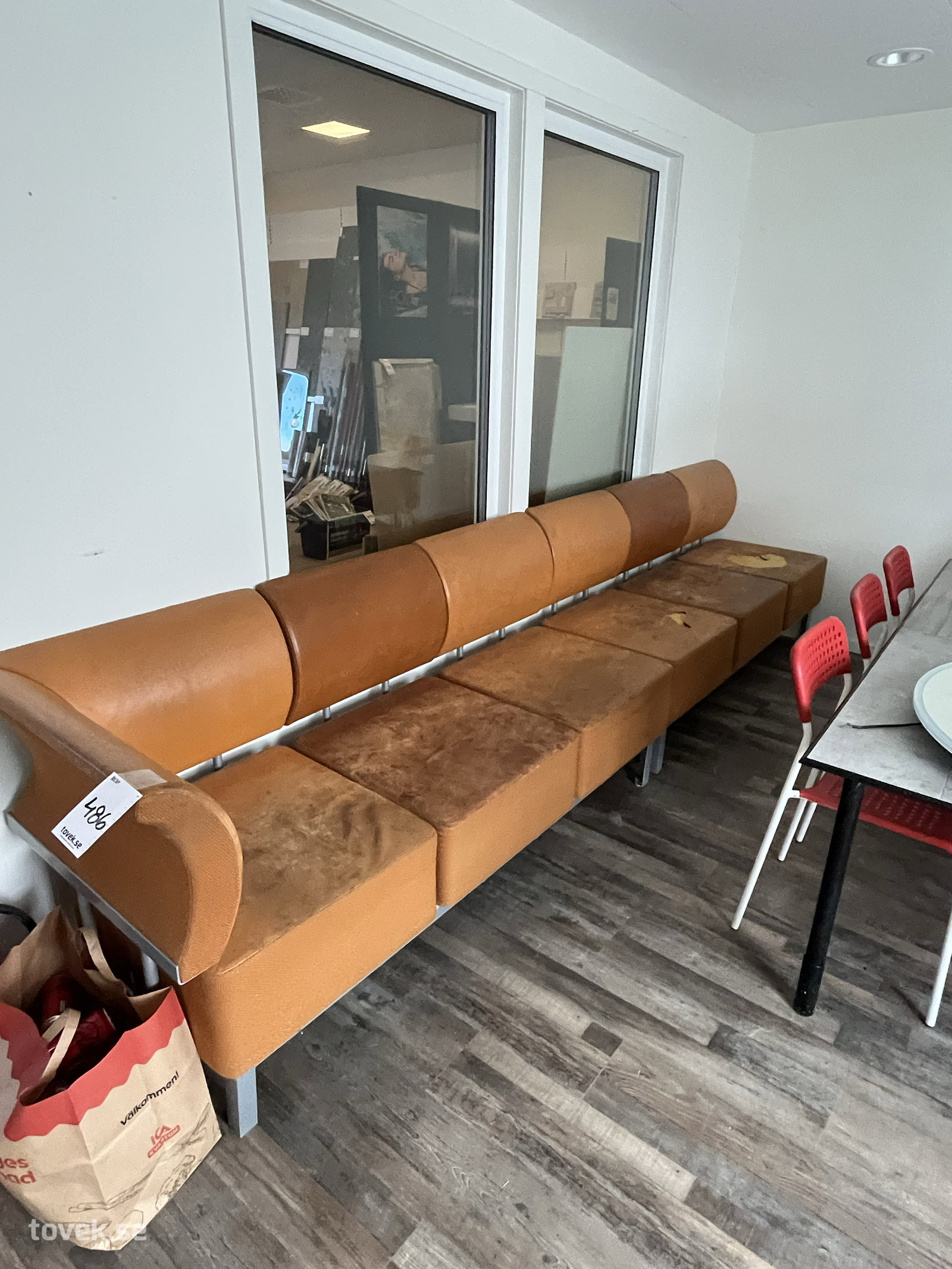 2st soffor på auktion i Östersund hos Toveks Auktioner