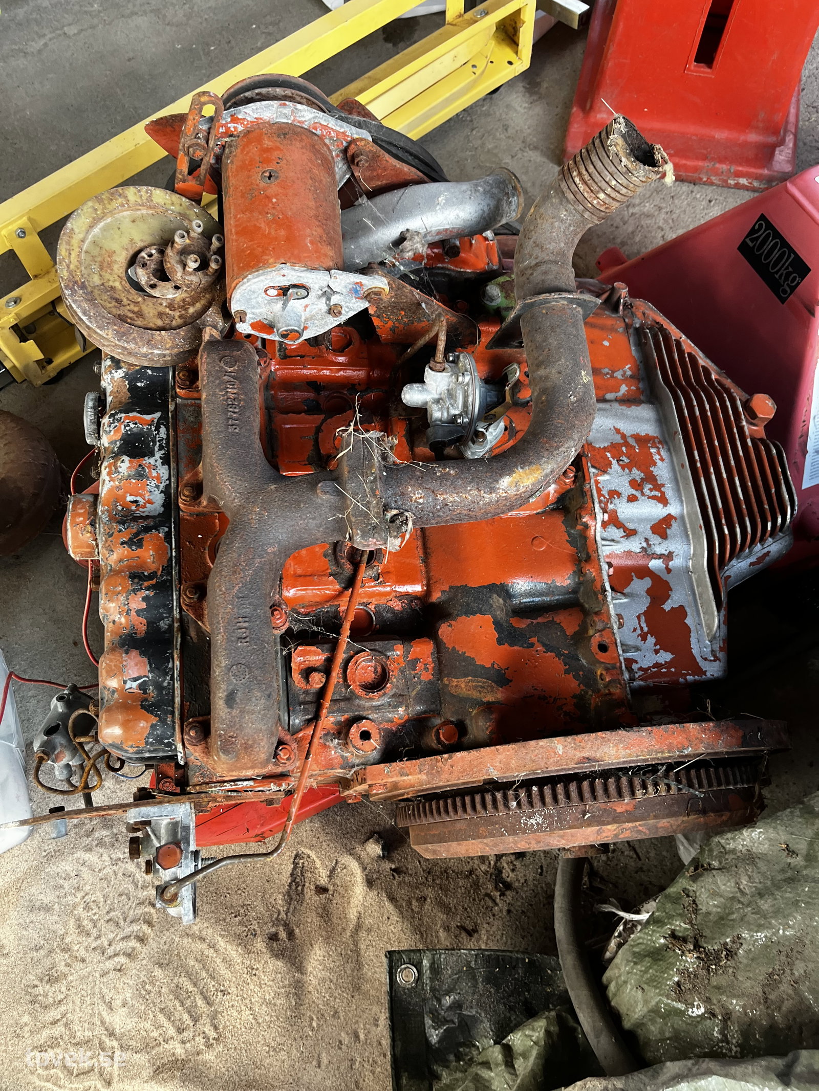 Motor Perkins, från skördetröska - (Bilder kommer inom kort) på auktion i Tuna Hästberg, Idkerberget hos Toveks Auktioner