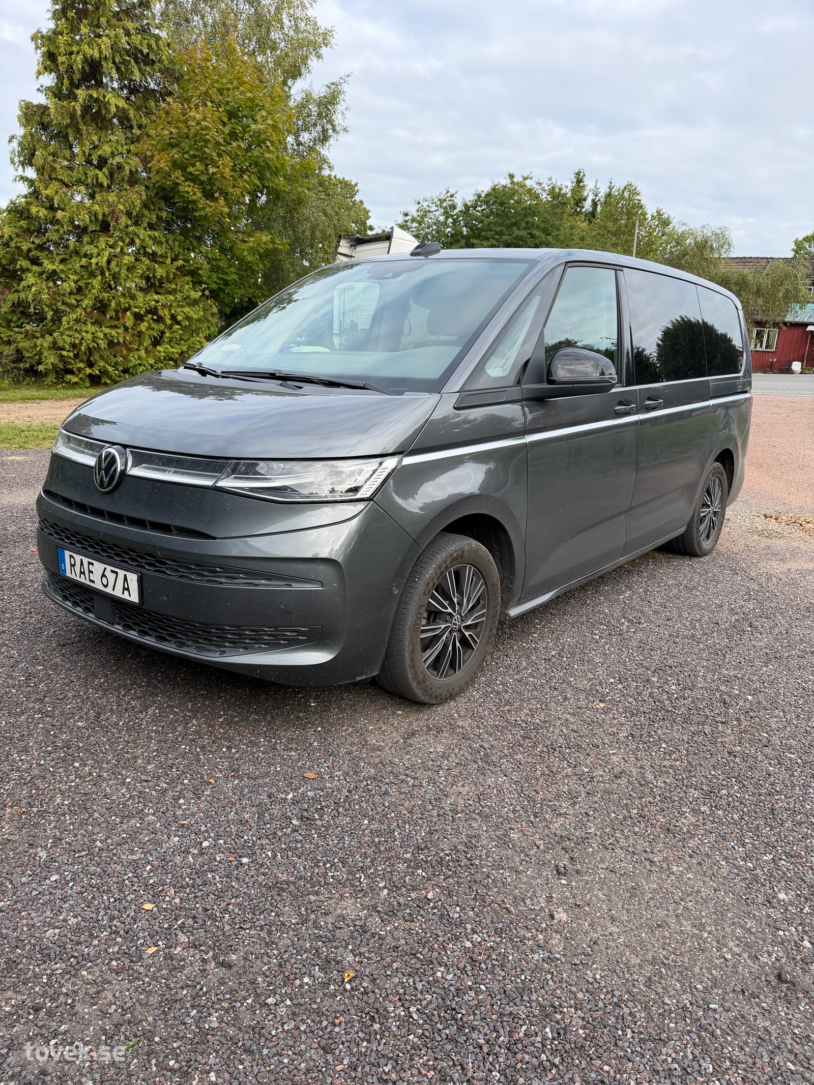 Volkswagen VW Multivan, 2022 på auktion i Hästveda hos Toveks Auktioner