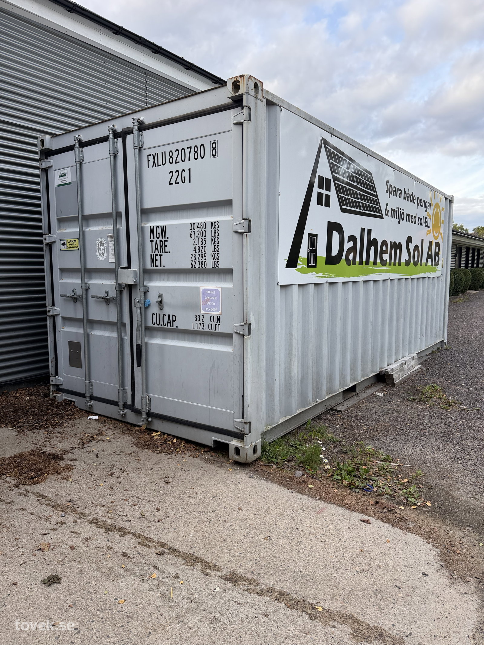 Container 20 fot, isolerad på auktion i Hästveda hos Toveks Auktioner