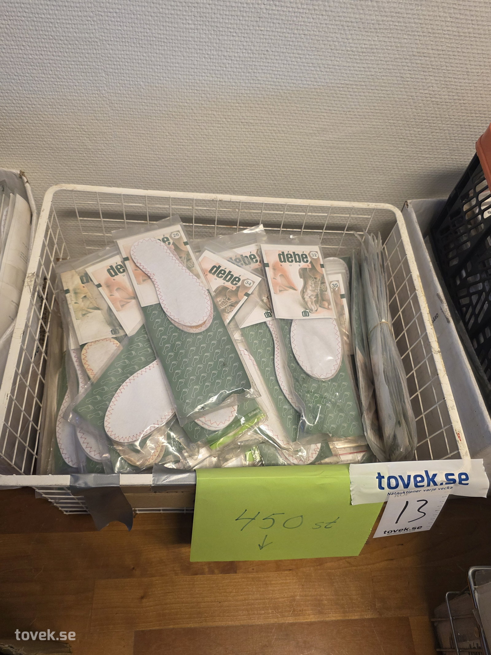Parti med sulor, ca 450 st på auktion i Filipstad hos Toveks Auktioner