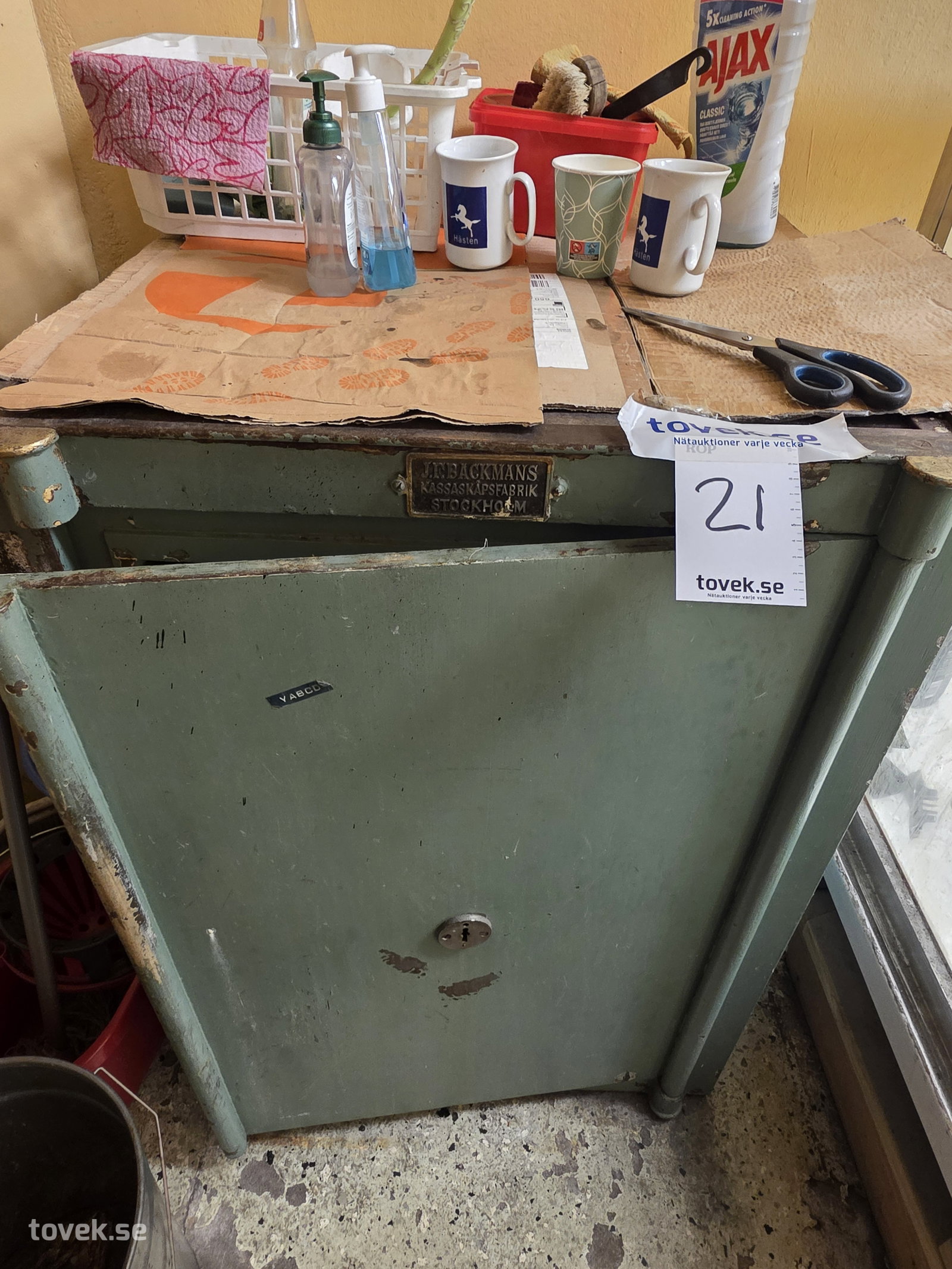 Kassaskåp (nyckel saknas) på auktion i Filipstad hos Toveks Auktioner