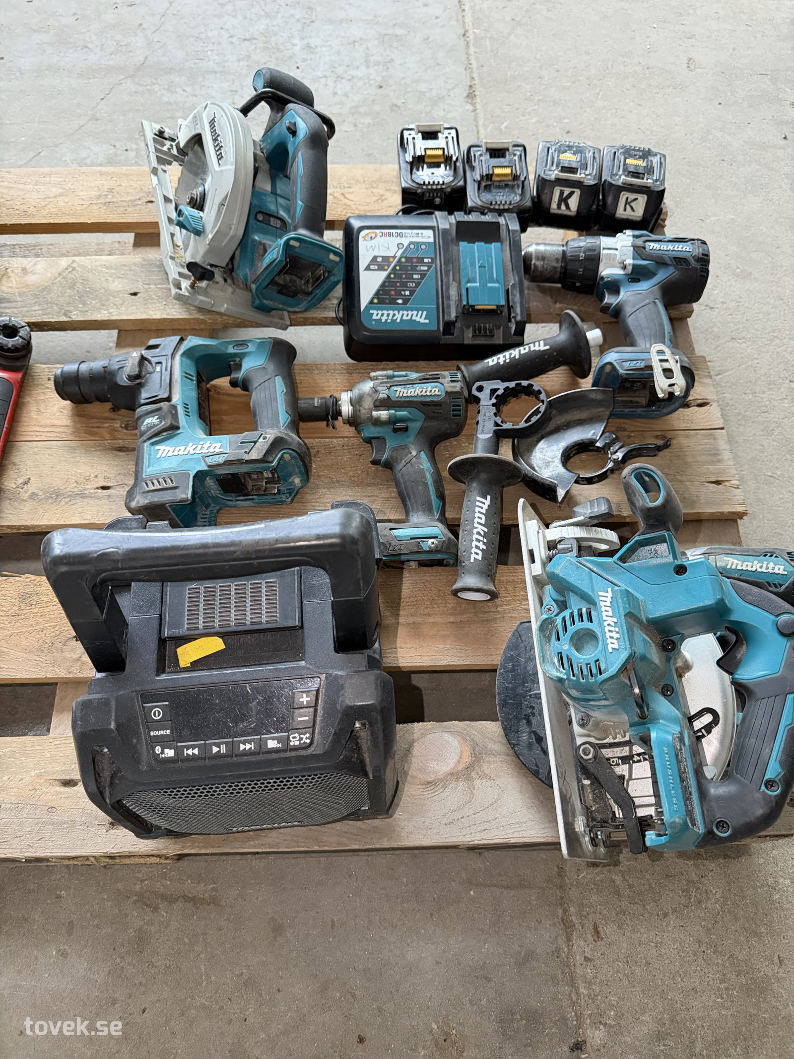 Makita maskiner (testade) på auktion i Hästveda hos Toveks Auktioner