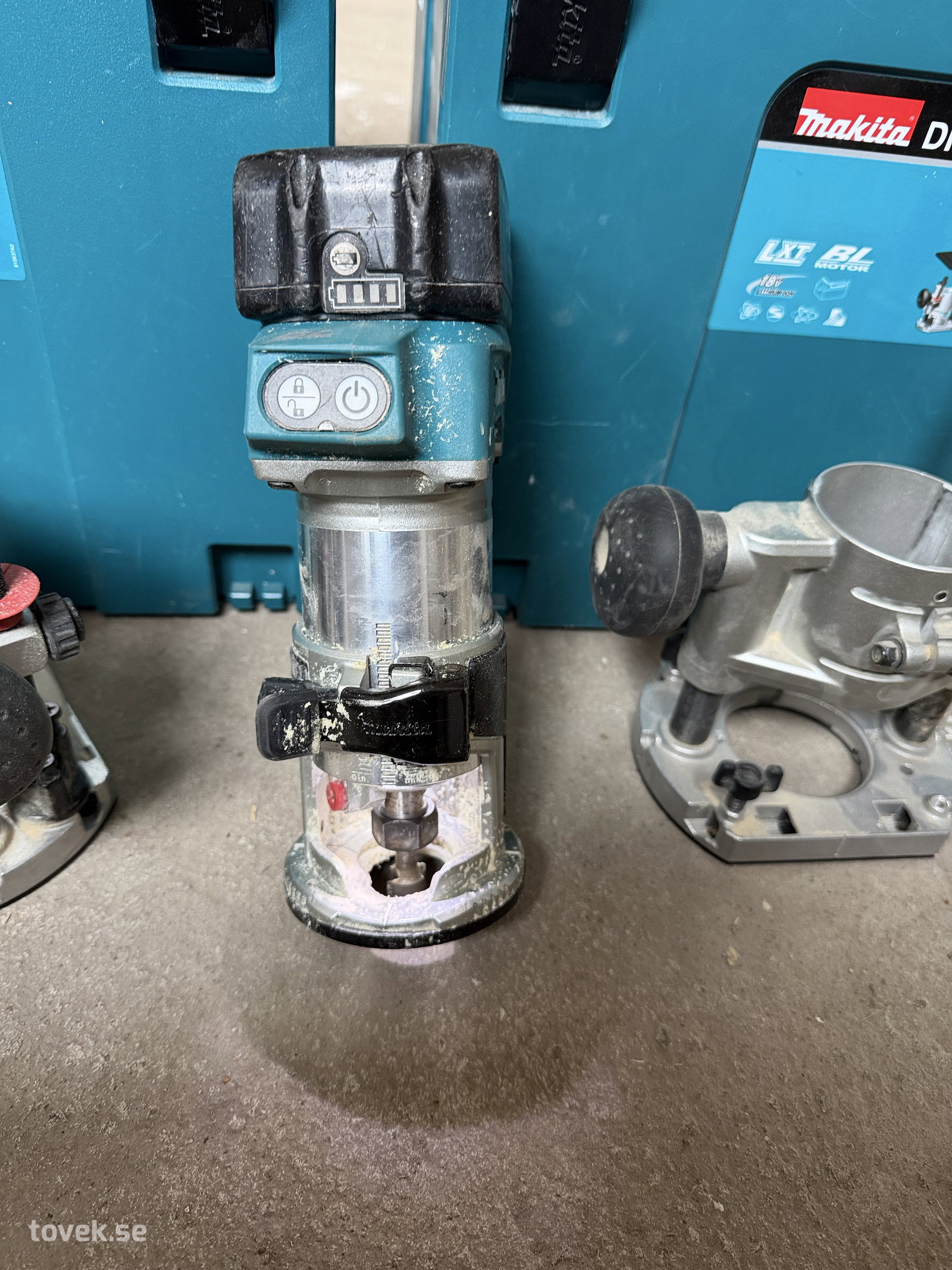 Batteridriven multifräs Makita DRT50ZJX5 (testad) på auktion i Hästveda hos Toveks Auktioner